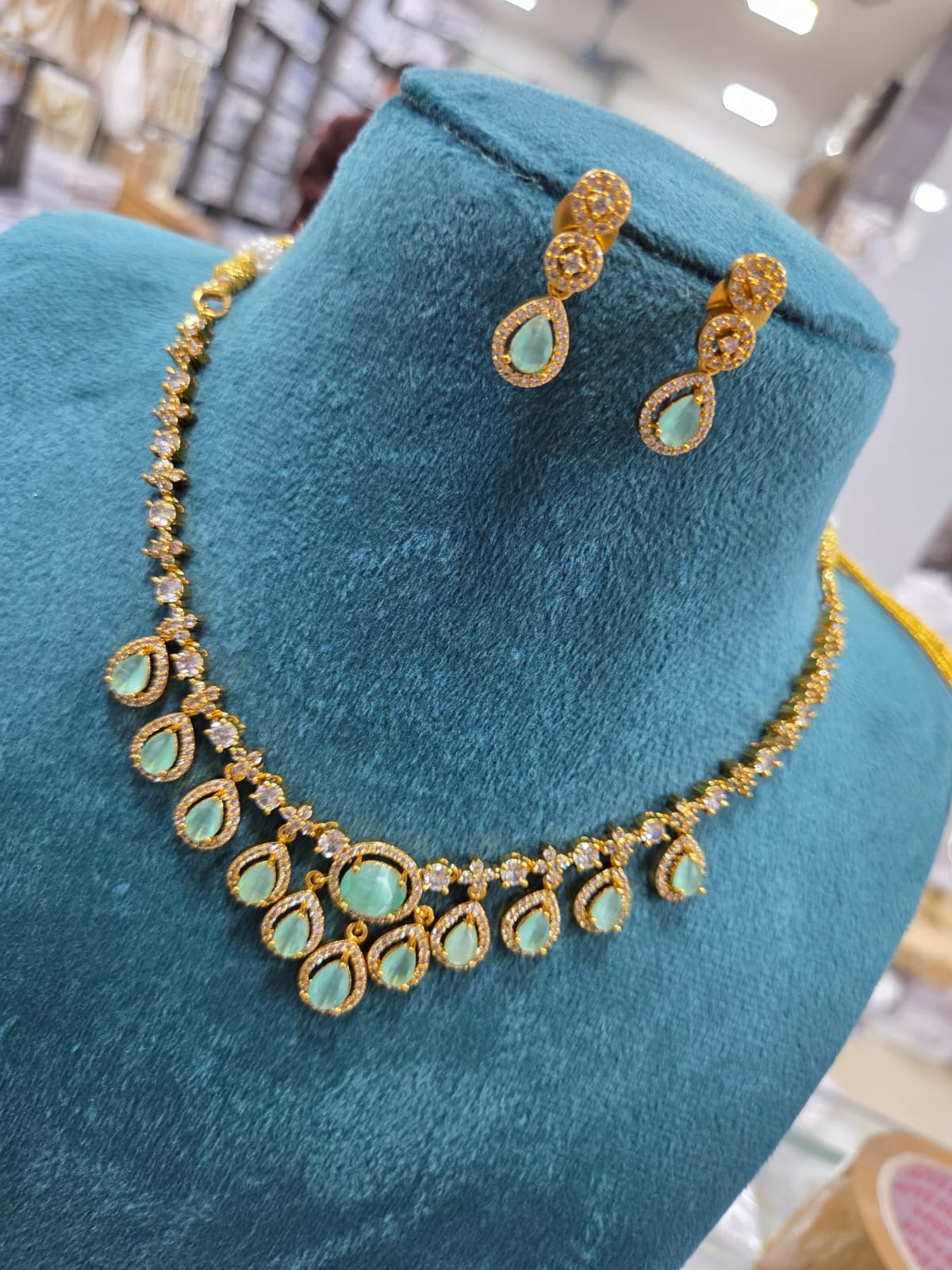 Gold-Polish Tear-Drop Floral AD Necklace 1311