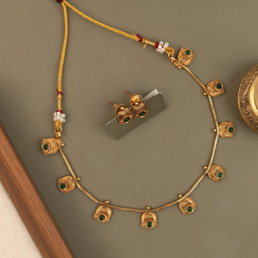 Gold-Toned Bell Designed Necklace 1804