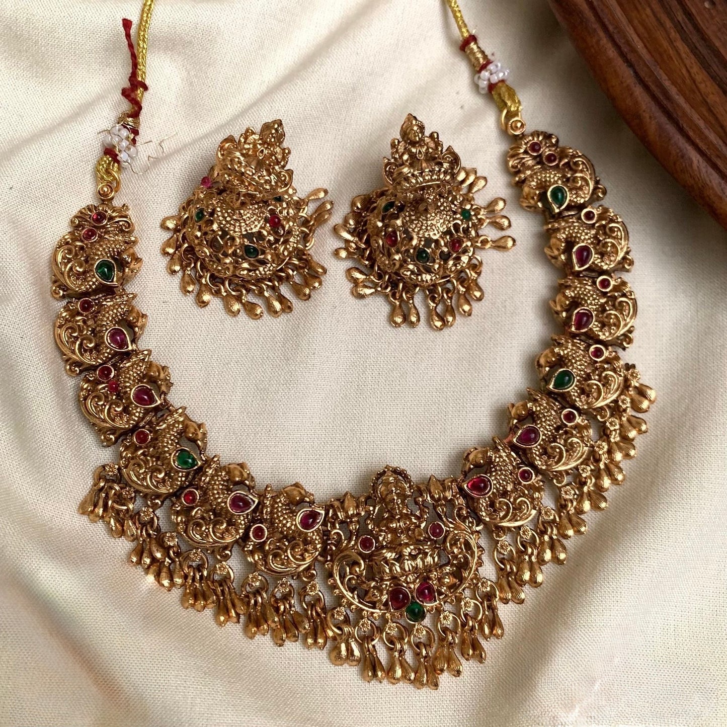 Gold-Polish Lakshmi Peacock Motif Short Necklace 1165