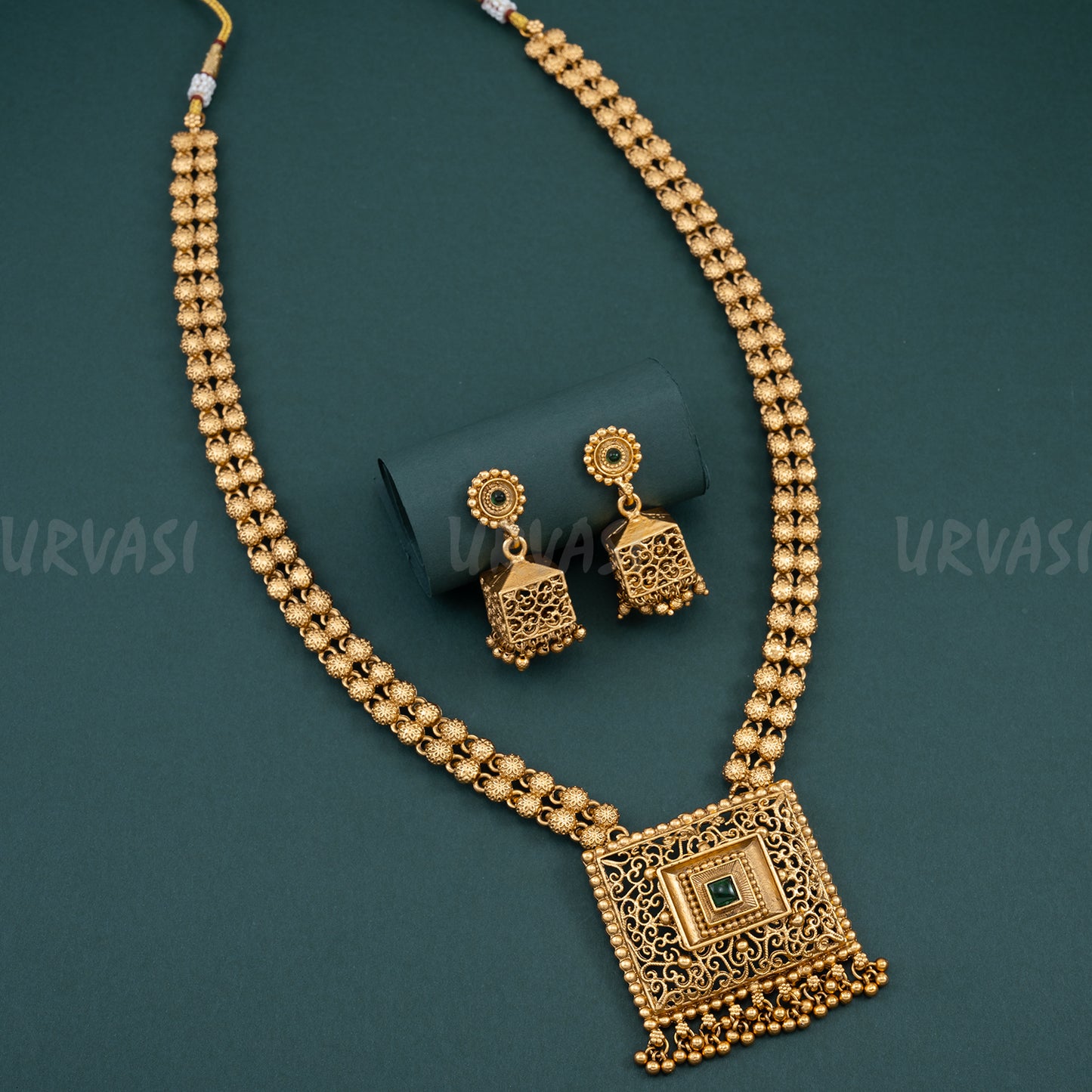 Mughal Square Pendant Long Haram Necklace 043