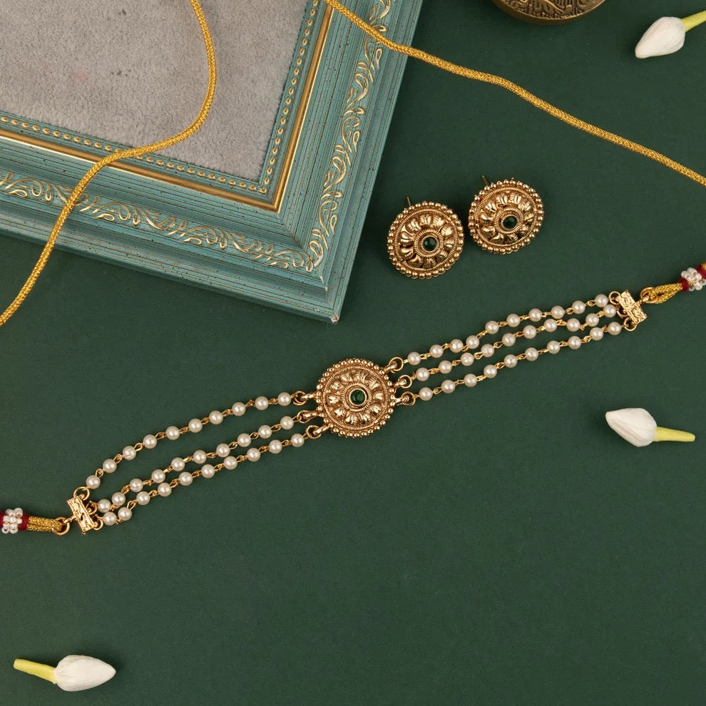 Gold-Toned Three-Layer Floral Pearl Necklace 1402