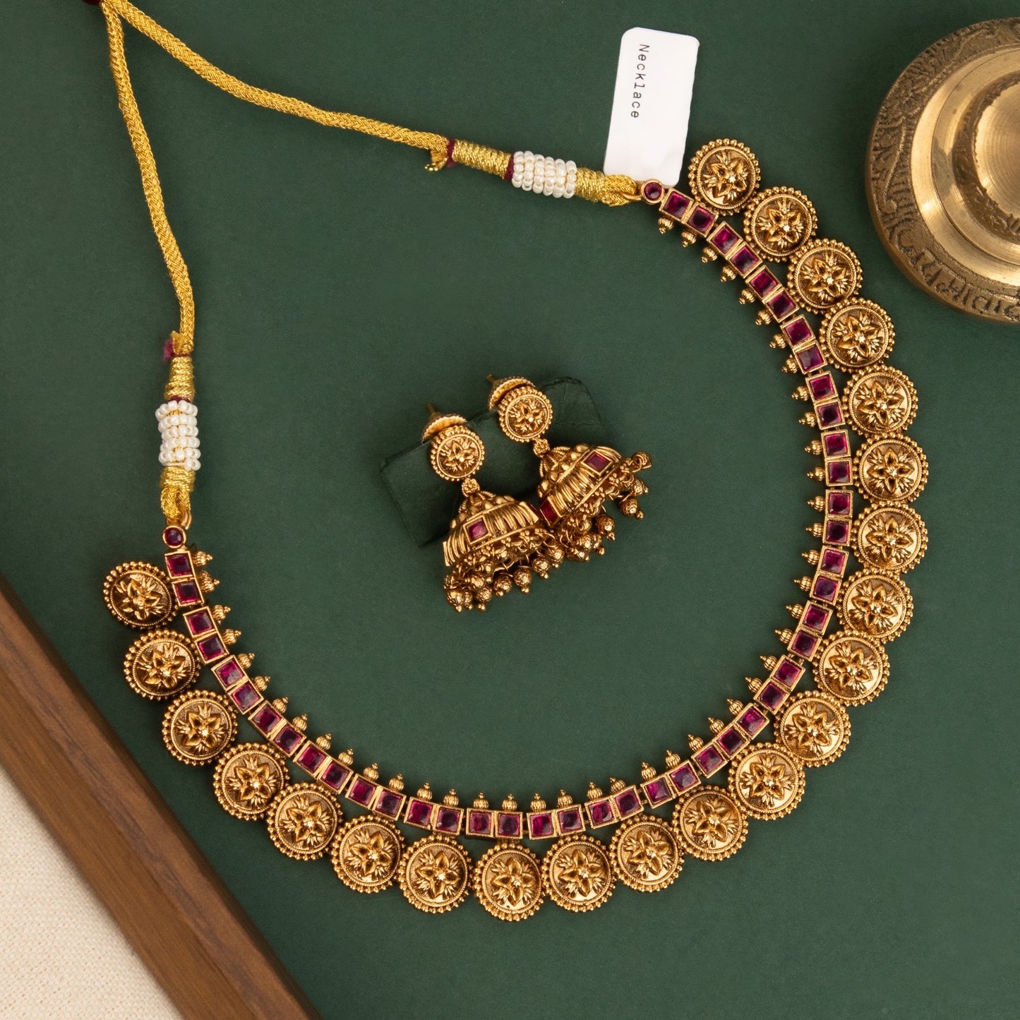 Premium Gold-Toned Non-Idol Floral Necklace 1579