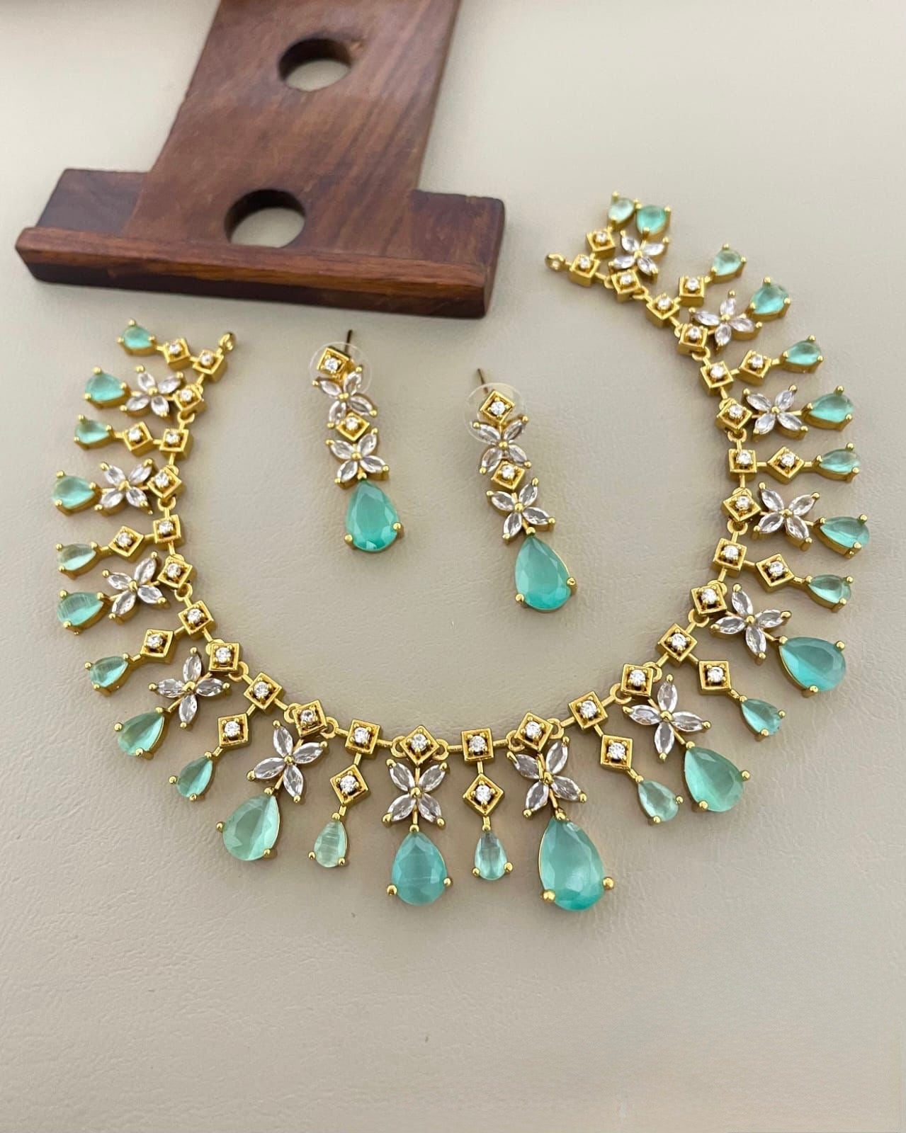 Gold-Toned Floral Tear-Drop Necklace 634