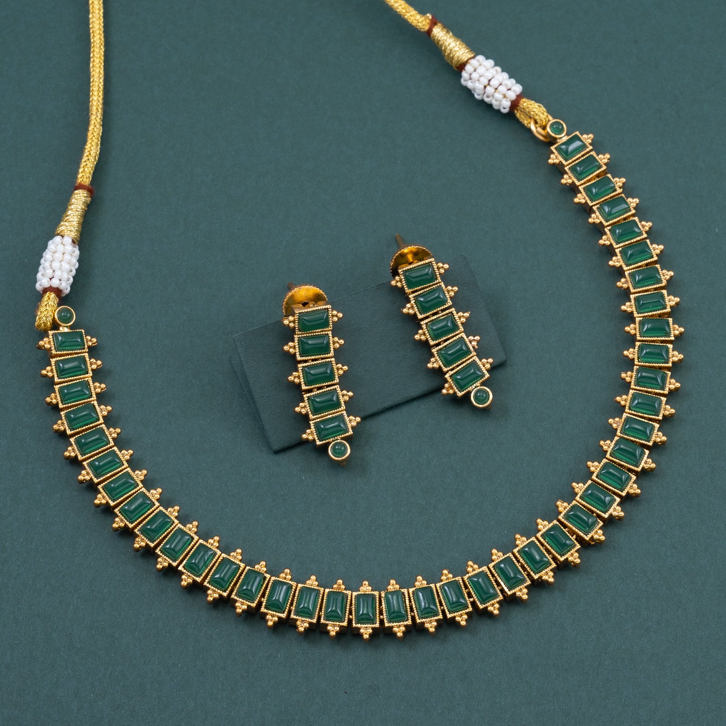 Necklace 050
