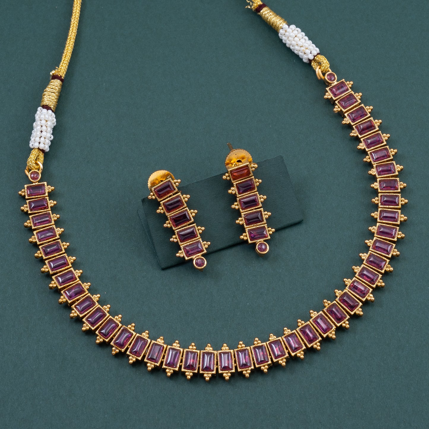 Necklace 050