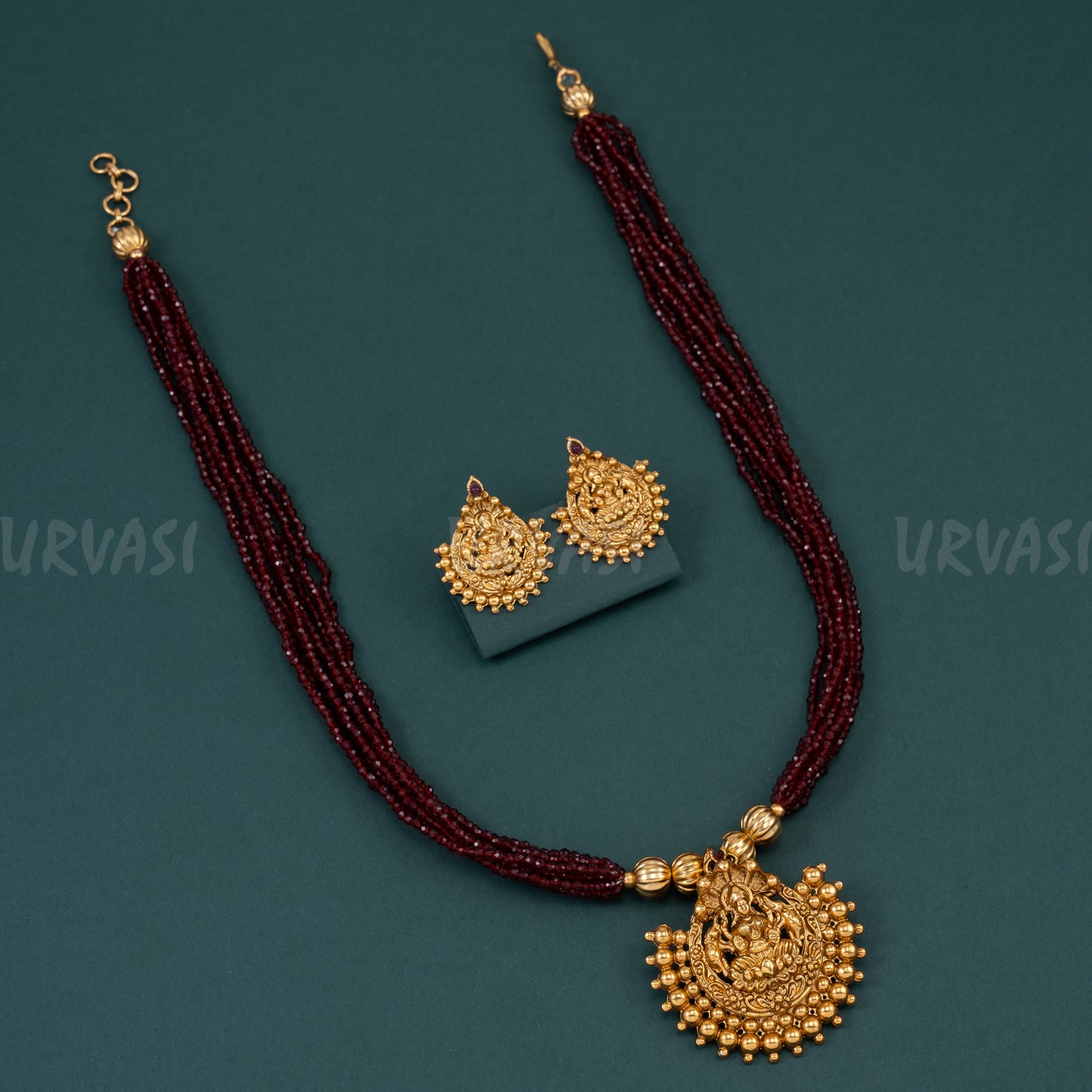 Necklace 243