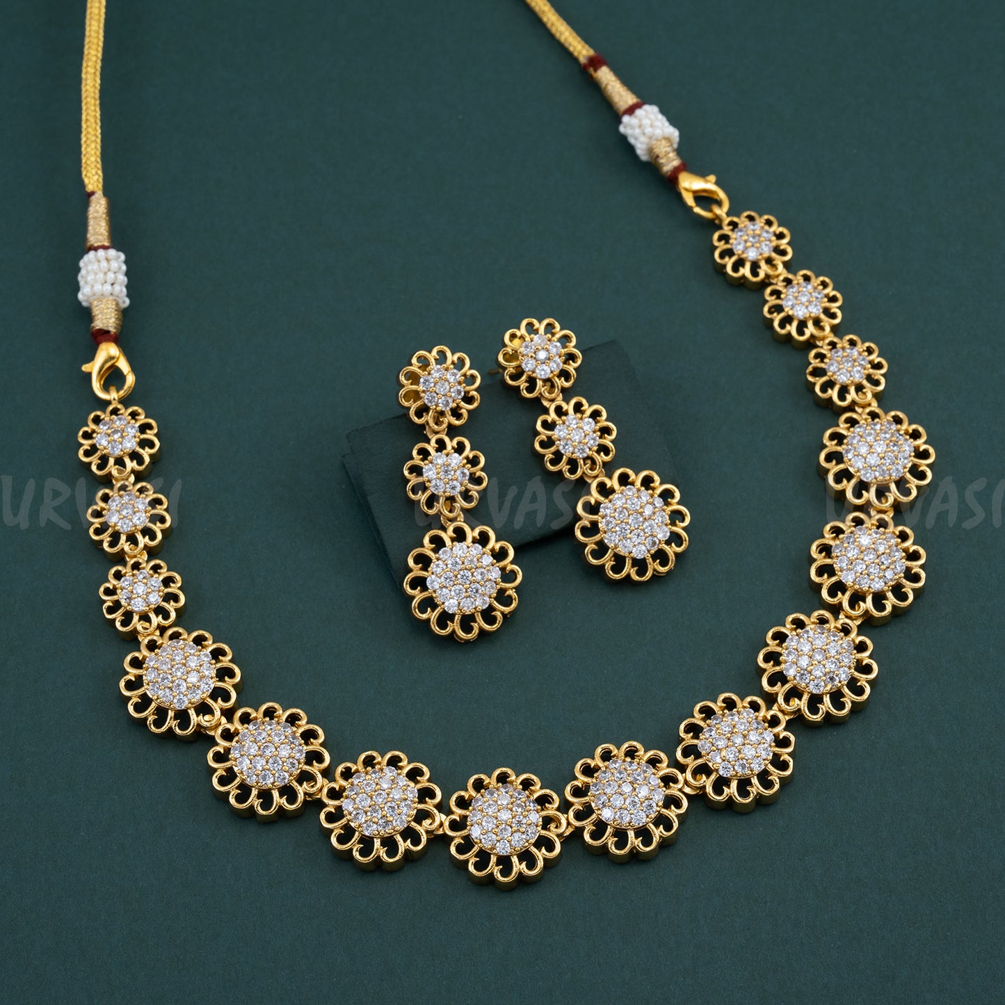 Floral AD Necklace 175