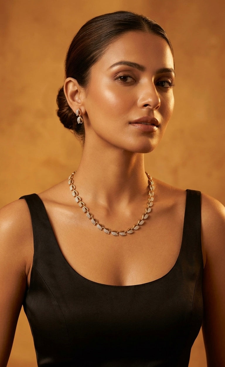 Gold-Toned Leaf-Designed AD Necklace 1385