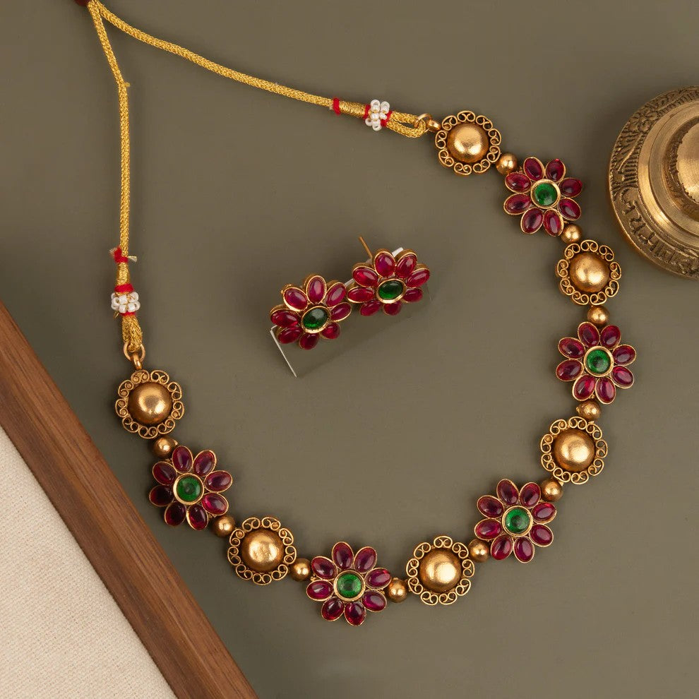 Gold-toned Floral Stone-Studded Choker Necklace 1618