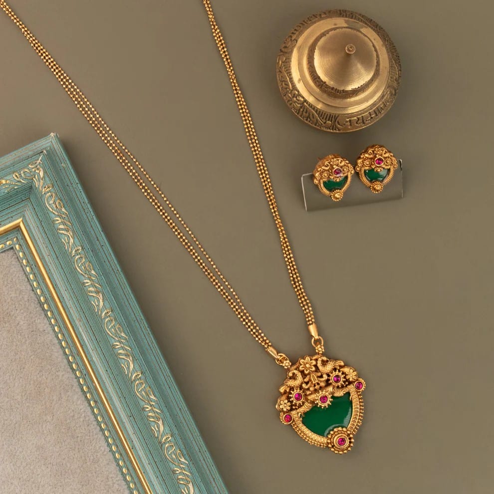Gold-Toned Traditional Palakka Two-Layer Necklace 1762