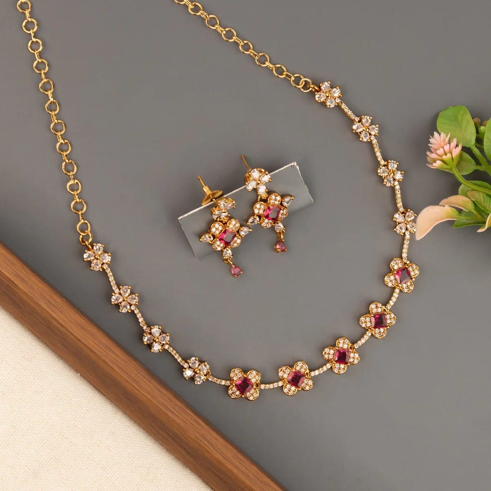 Gold-Toned Floral Stone Studded Necklace 1769