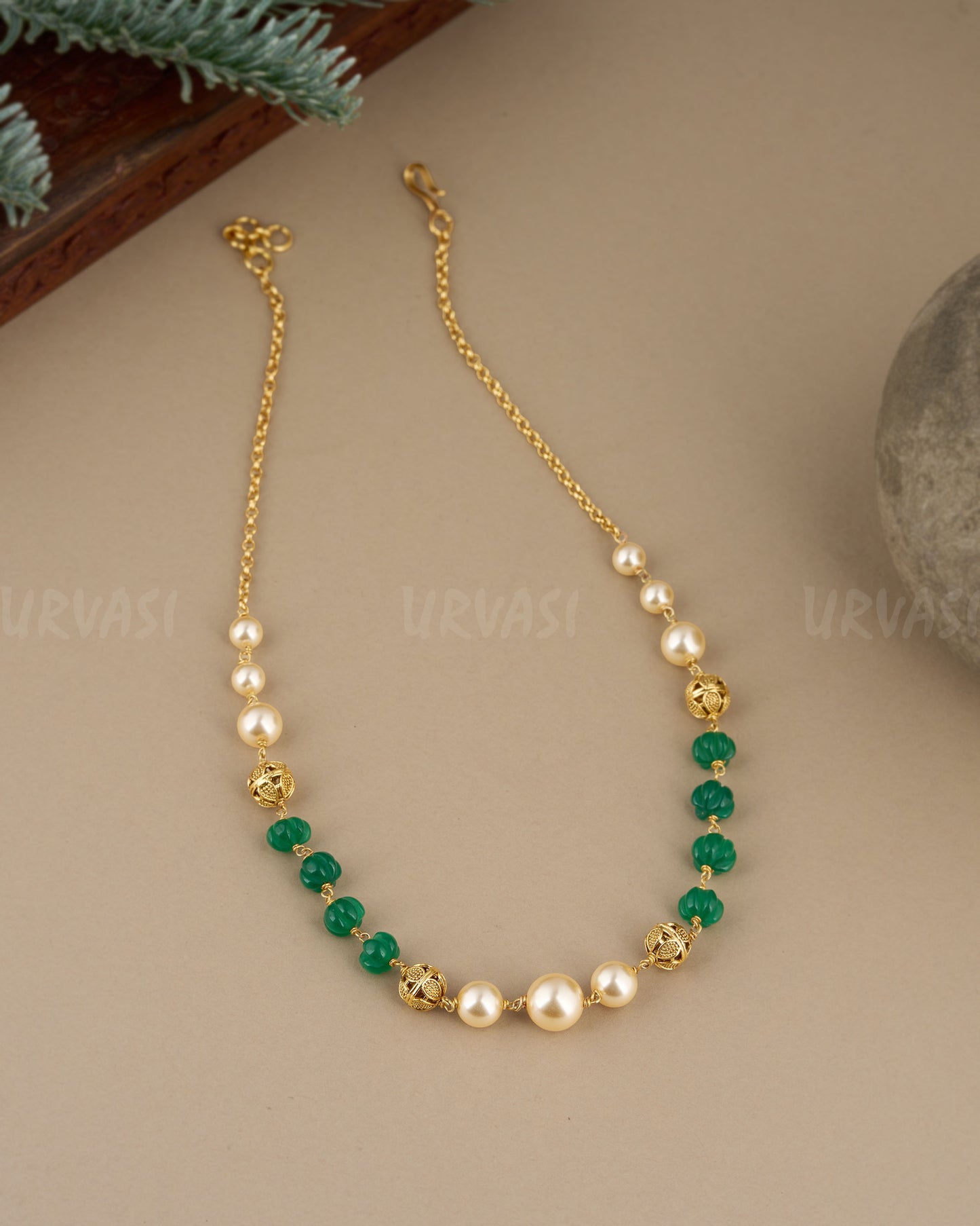 GOLD-TONED GREEN JADE PEARL MALA MA 105