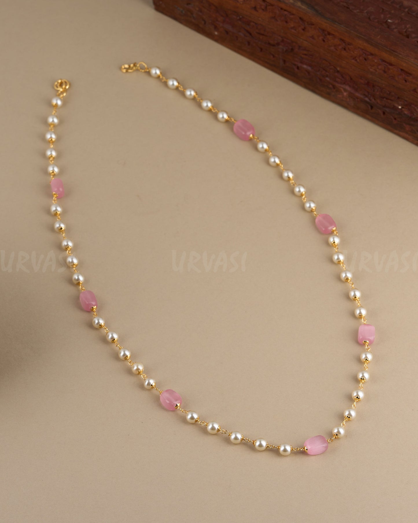 Gold-Toned Pearl Pastel Beaded One-Layer Long Mala Ma 097
