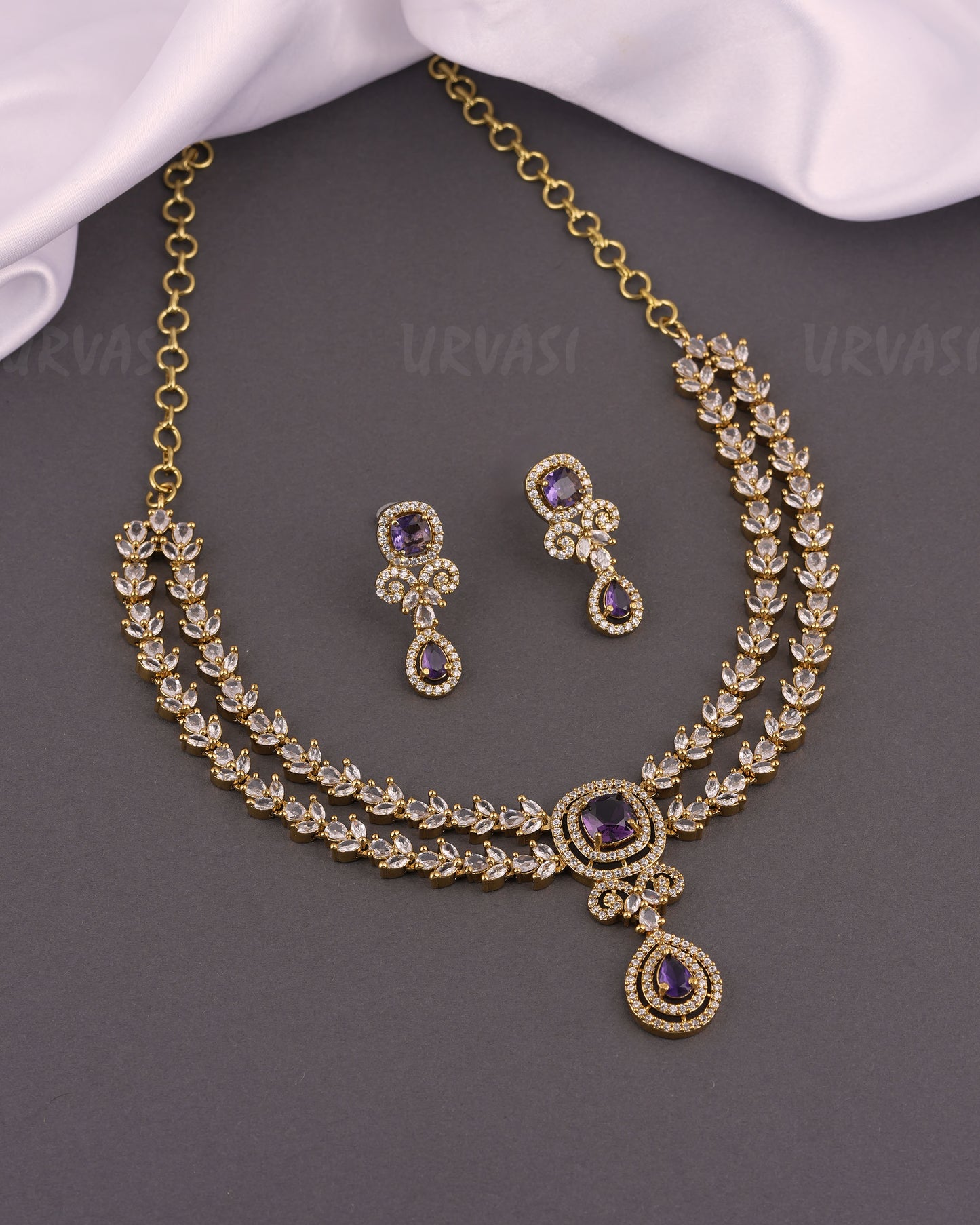 Mehendi Polish Two-Layer Leaf Designed Necklace 514