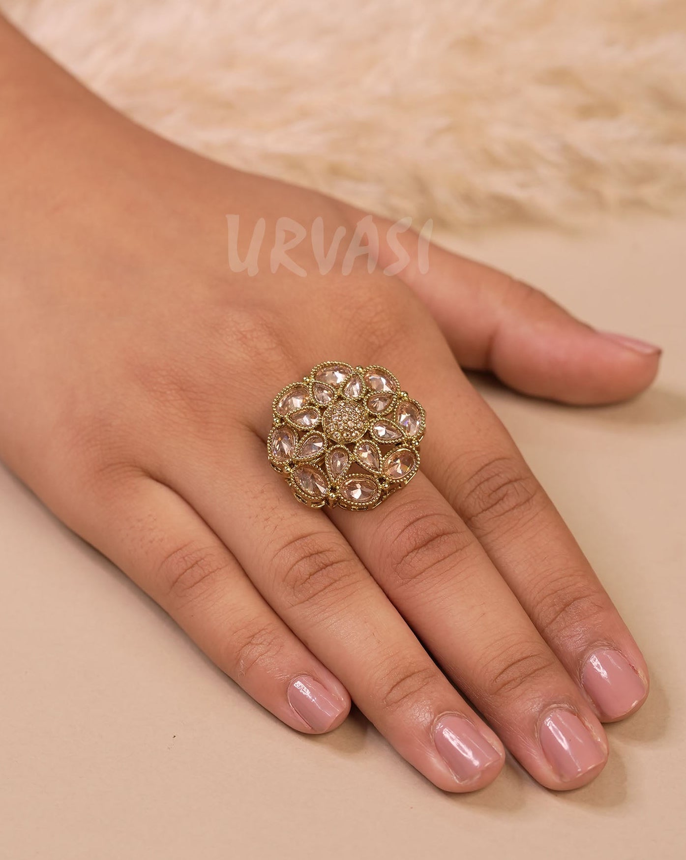Mehendi Polish Floral Tear-Drop Designed Finger Ring FR 94
