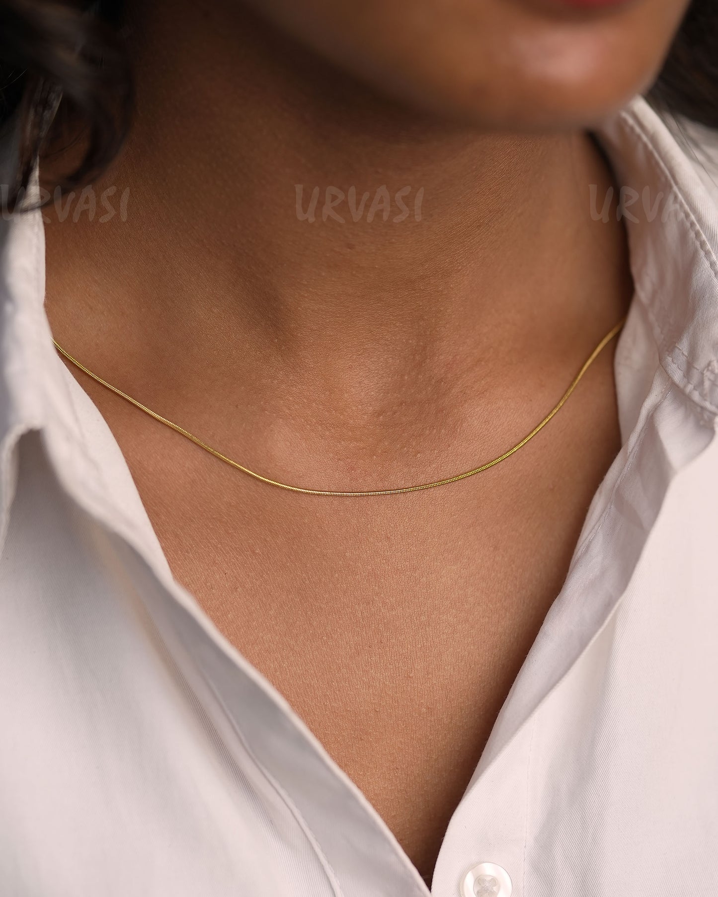 Gold-Toned Fine Simple Chain SC 166