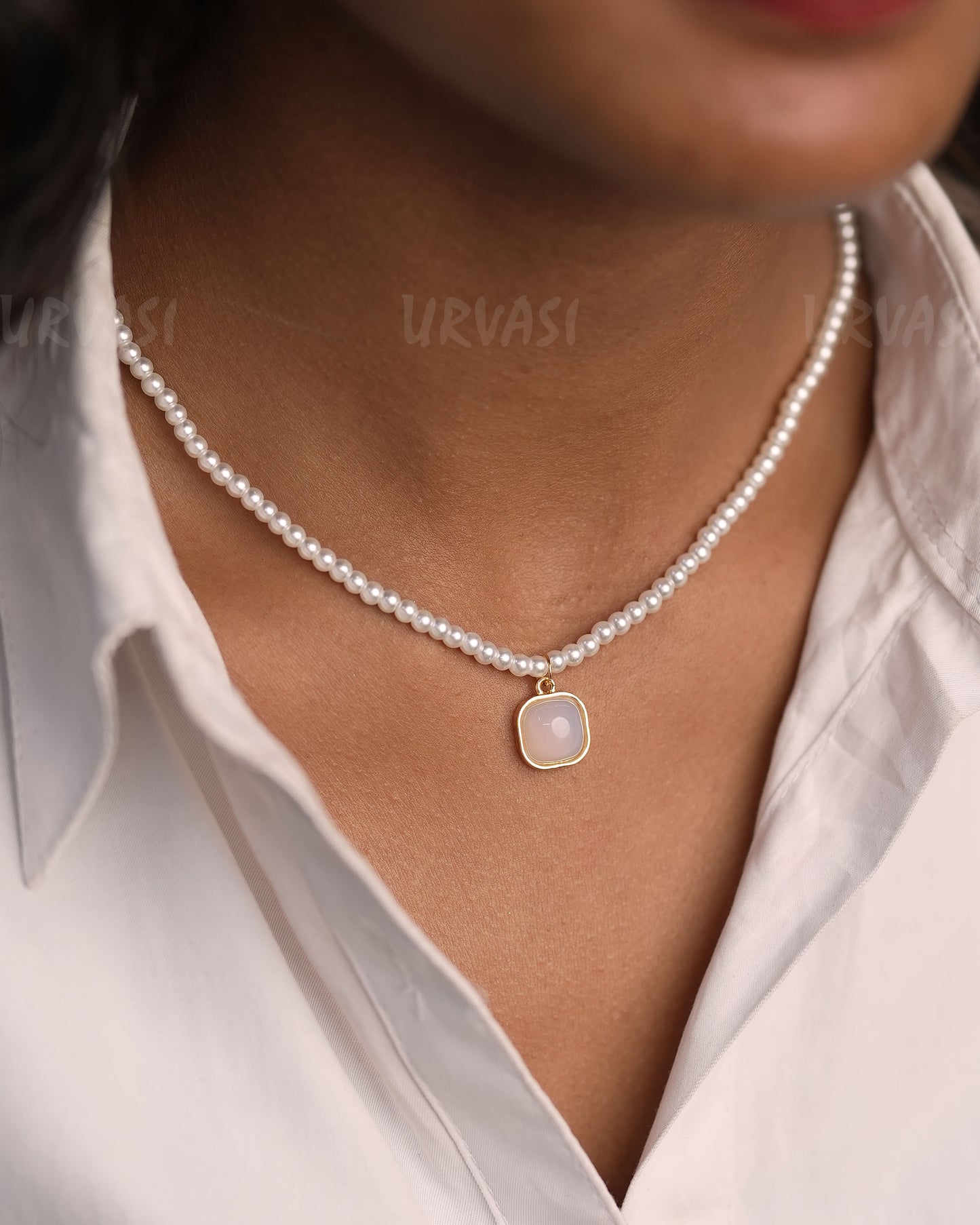 Rice Pearl Central Pendant Beaded Simple Chain SC 170