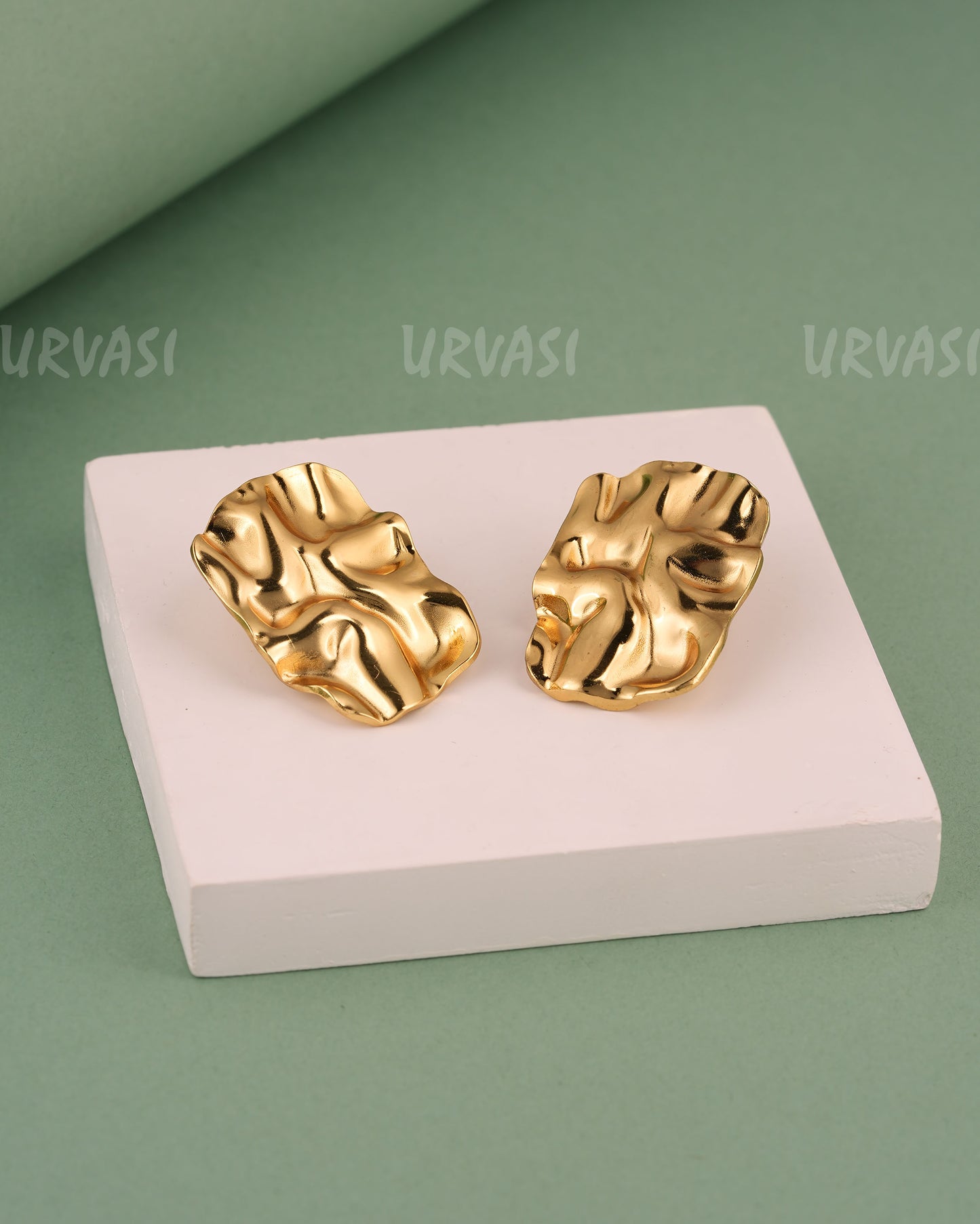Glossy Gold Molten Stud Earrings ER 140