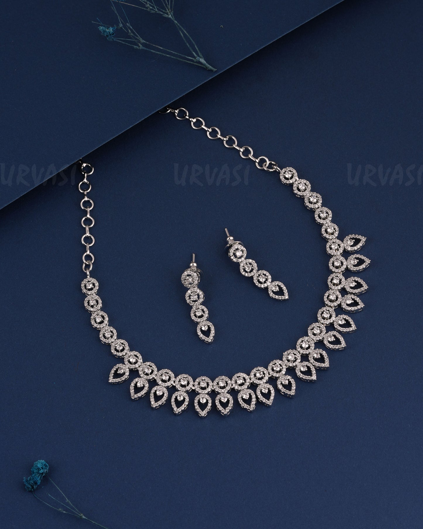 Rhodium Polish Floral Leaf-Designed Necklace 1516