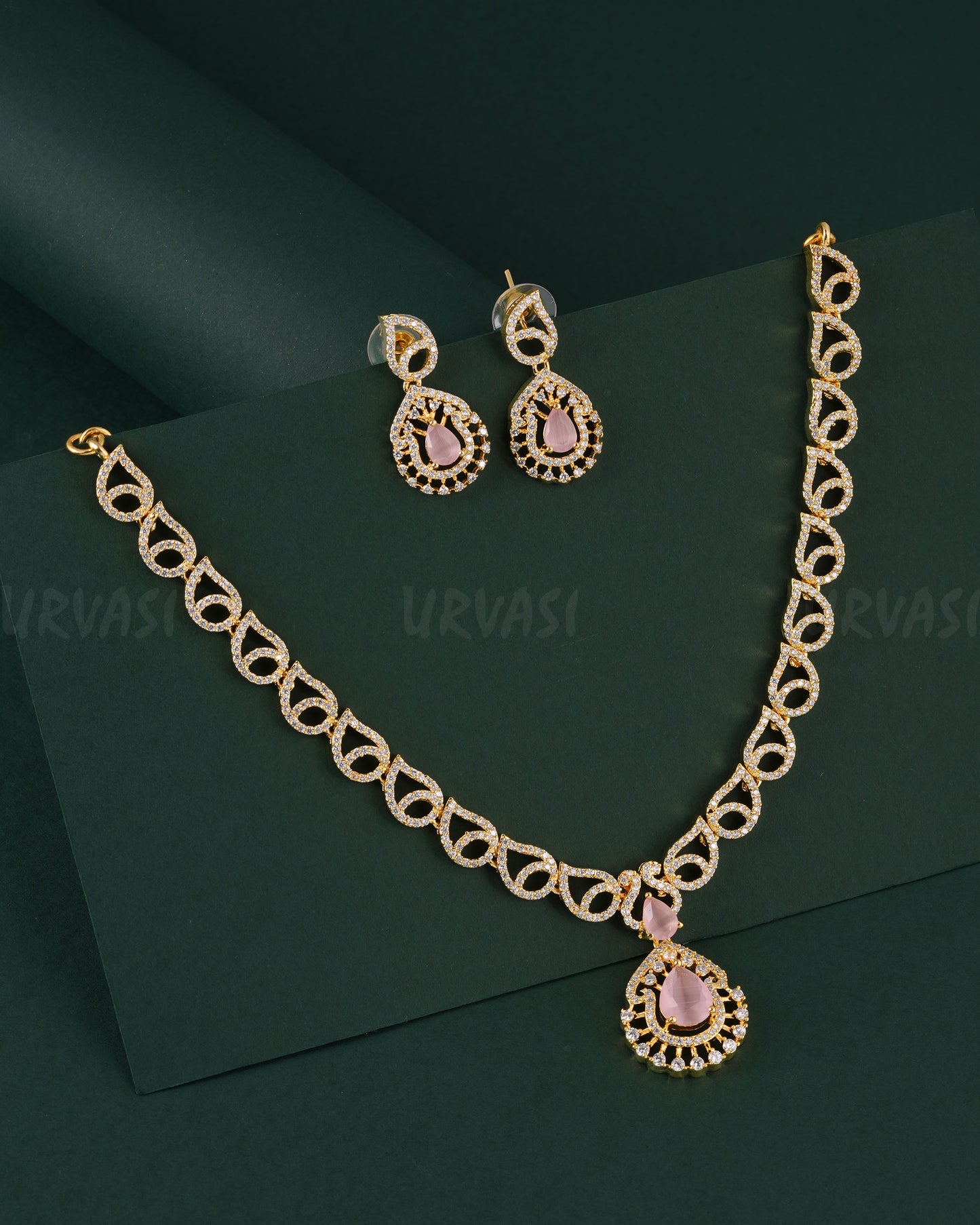 Gold-Toned Floral Tear-Drop Pendant AD Necklace 1546