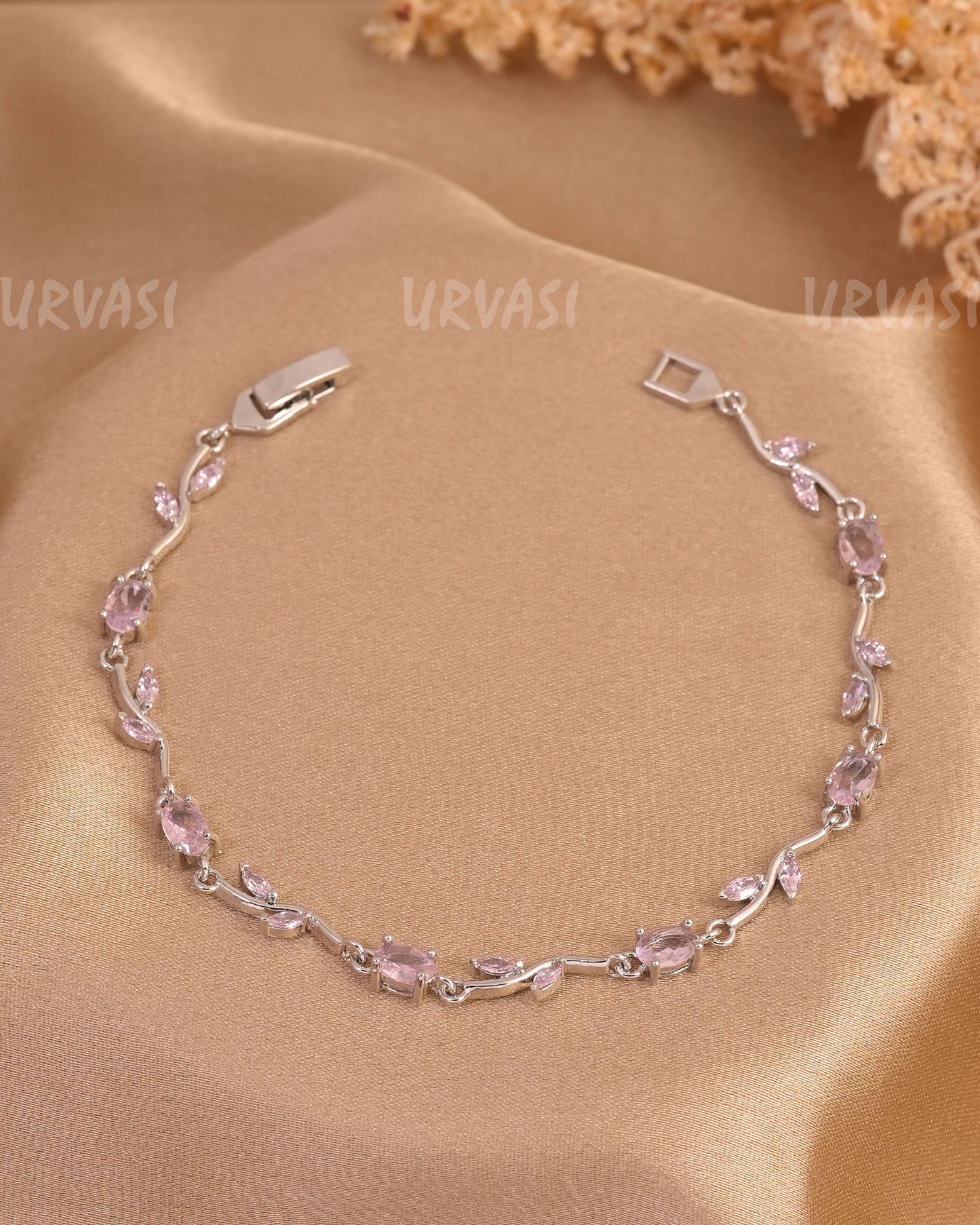 Rhodium Polish Trendy Tulips Leaf Designed AD Bracelets BR 147