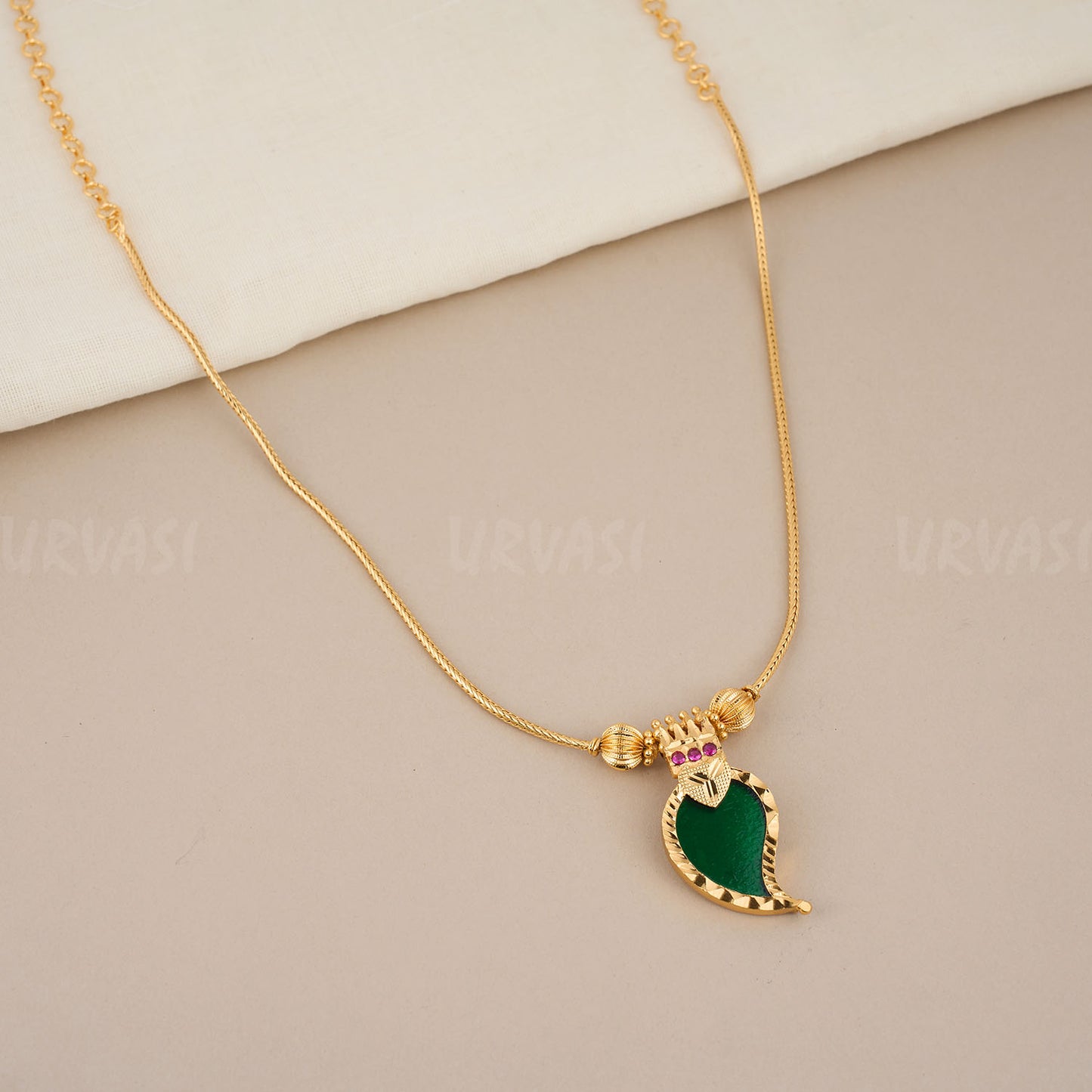 Mango Necklace 492