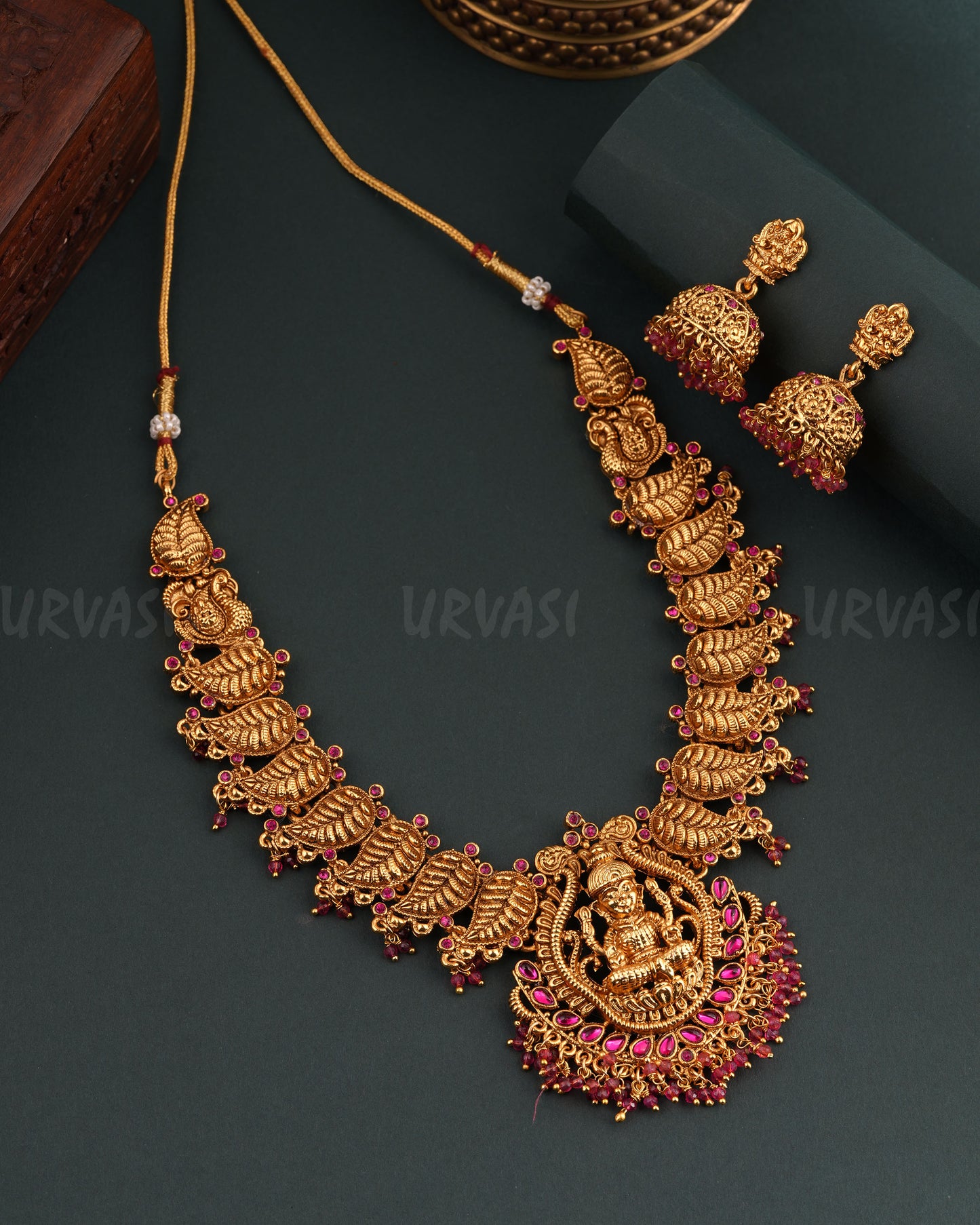 Gold-Toned Floral Leaf Lakshmi Necklace 1681