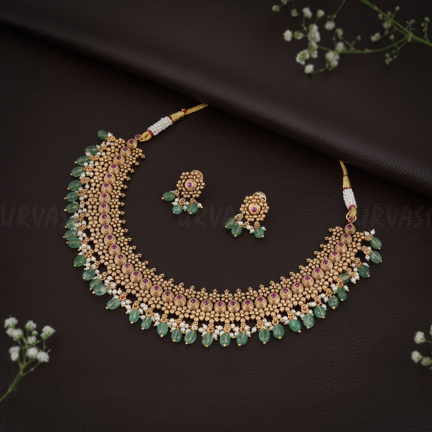 Necklace 528