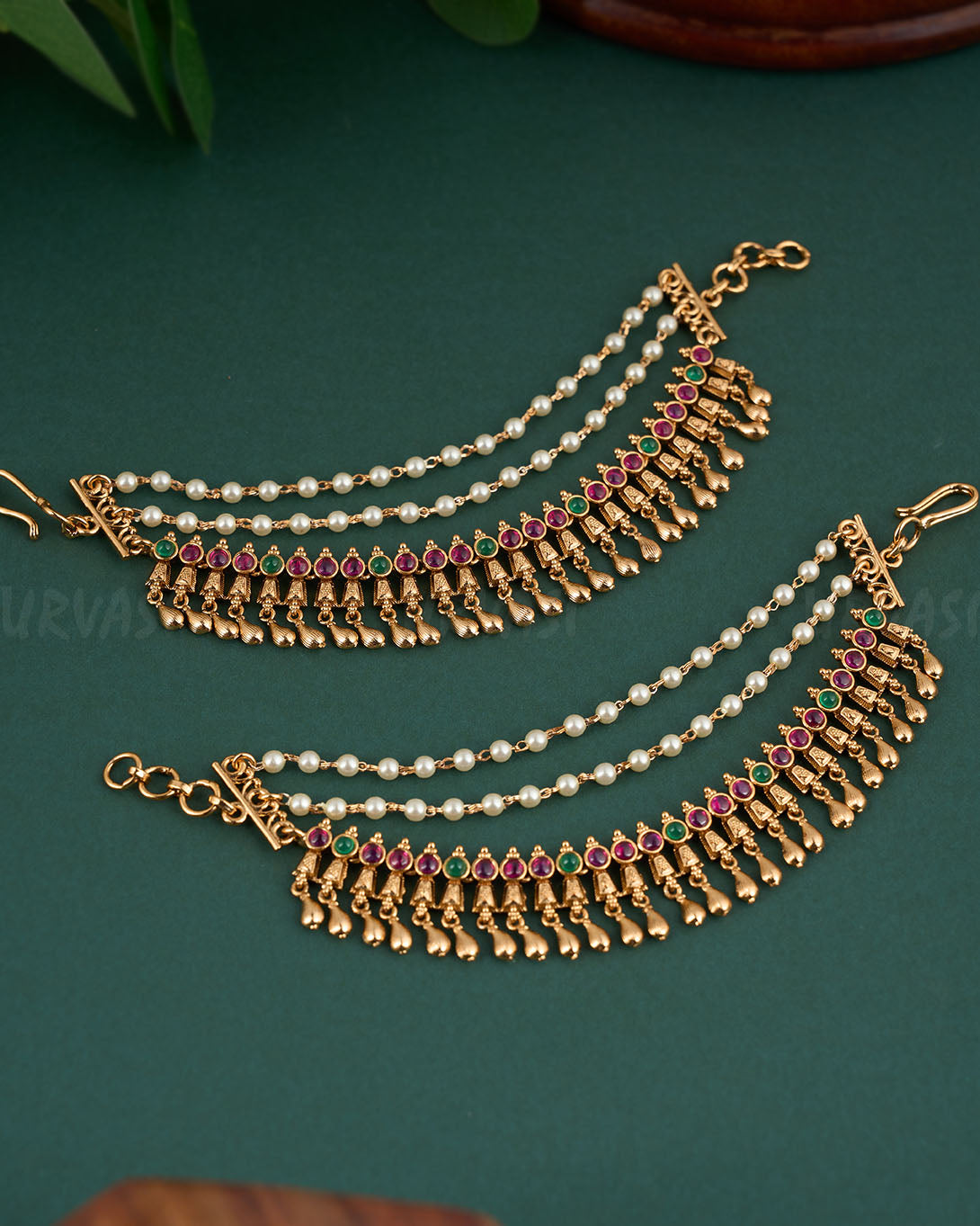 Ear Chain 24