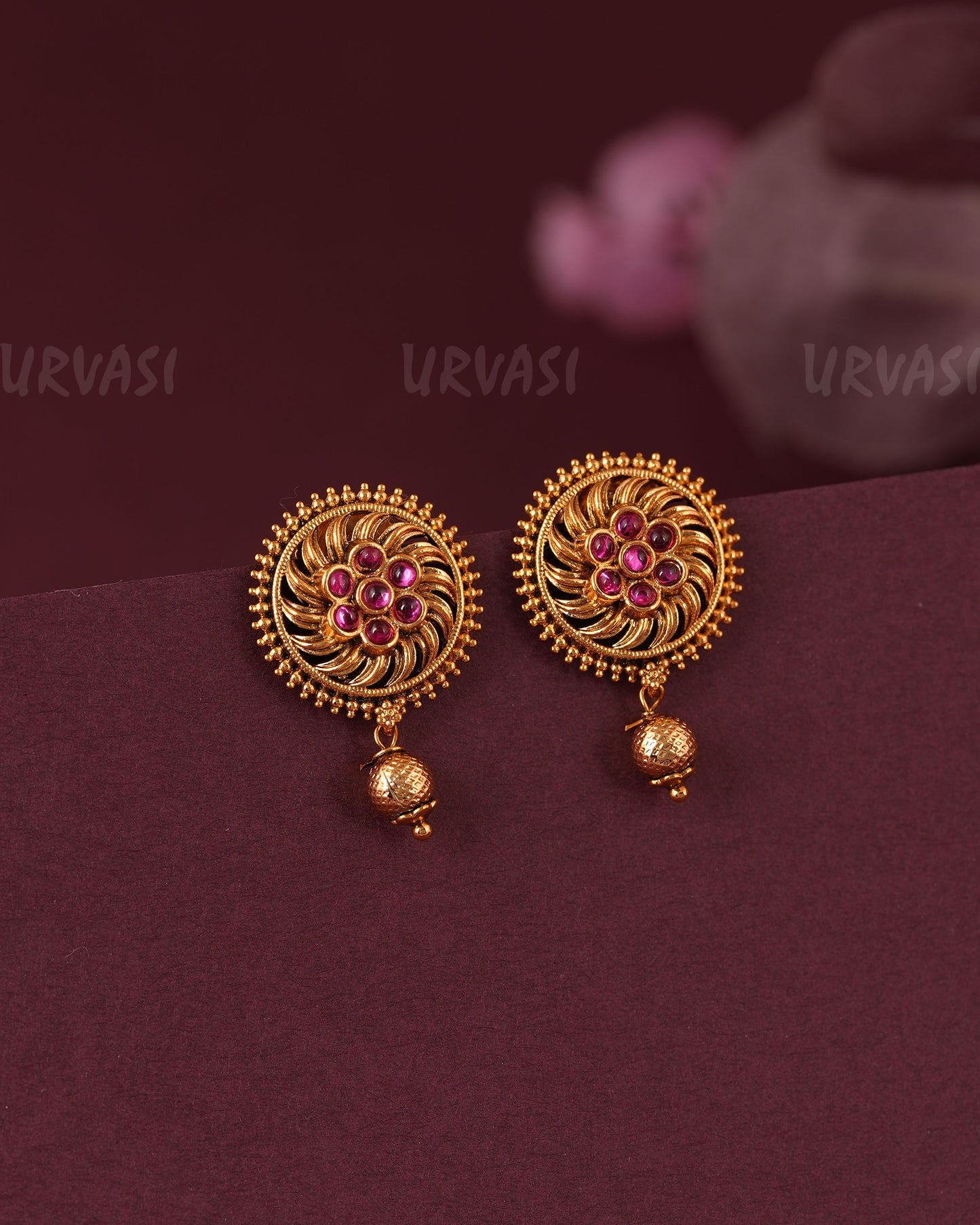 Gold-Toned Floral Kemp-Stone Stud Earring ER 1142