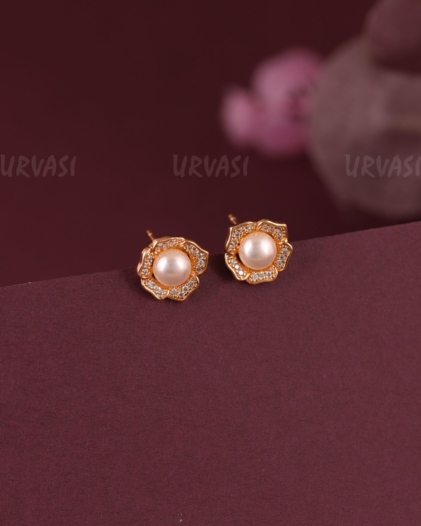 Gold-Floral Pearl- Designed Stud Earring ER 1093