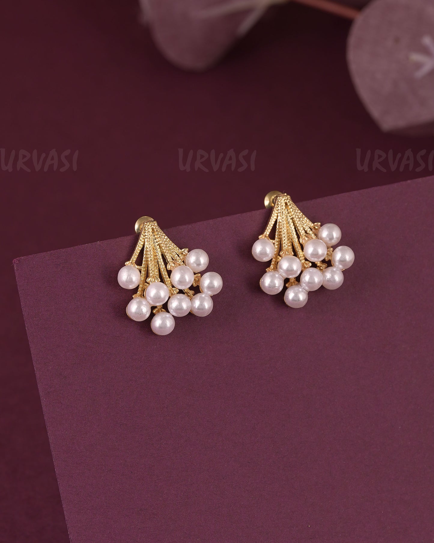 Cluster Pearl Earring ER 1240