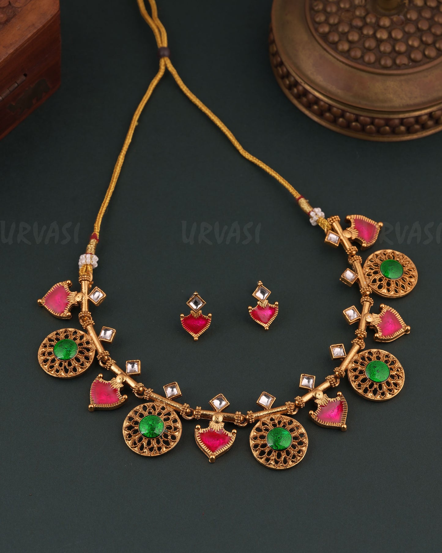 Gold-Floral Traditional Palakka Necklace 1775
