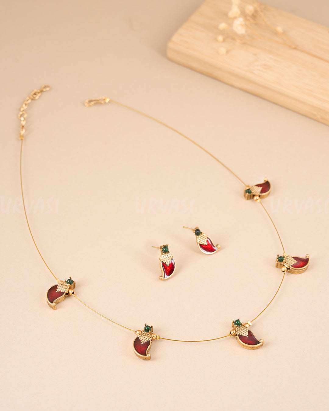 Mango Invisible Necklace 545