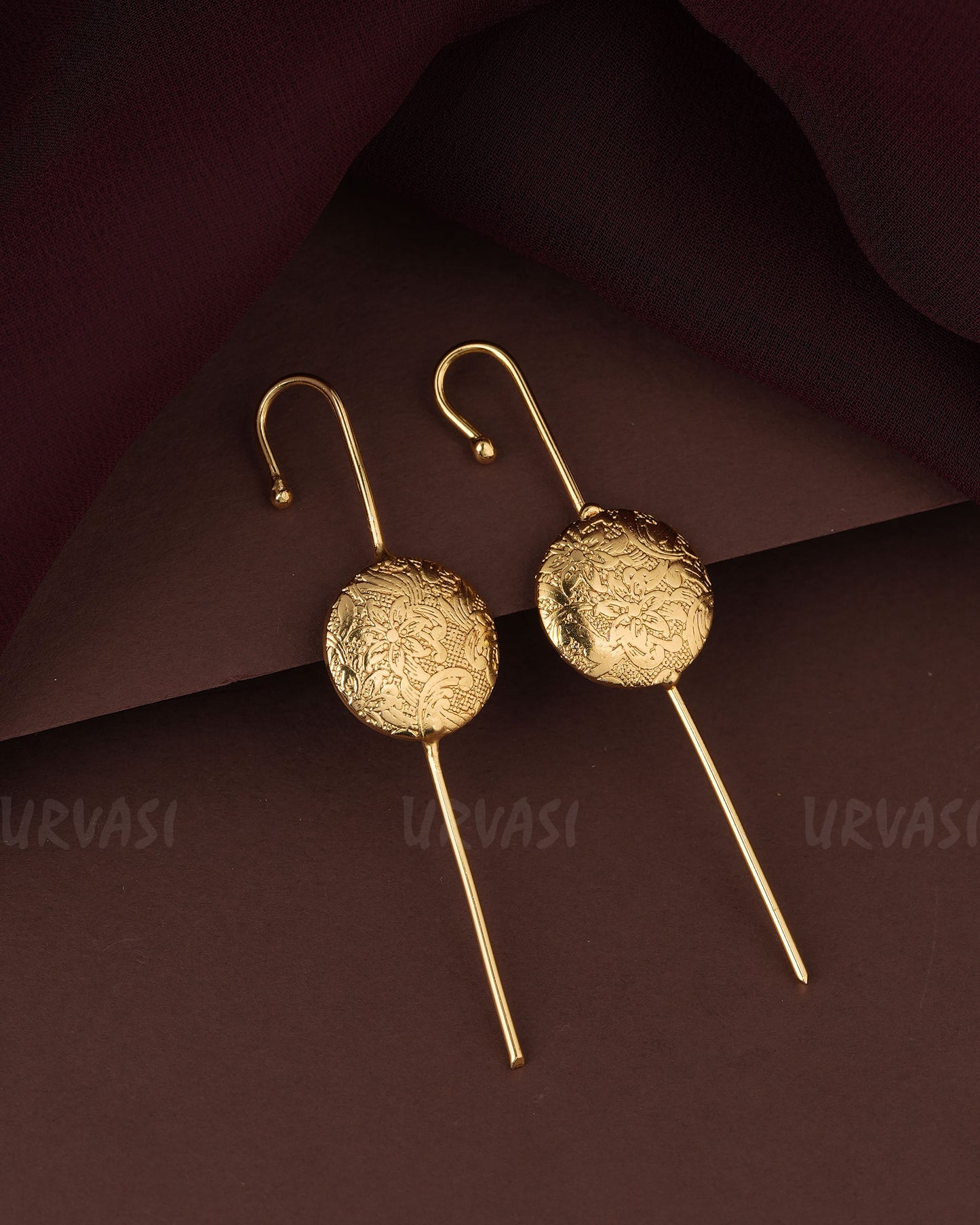 Gold-Toned Ear-Cuff Earring ER 1205