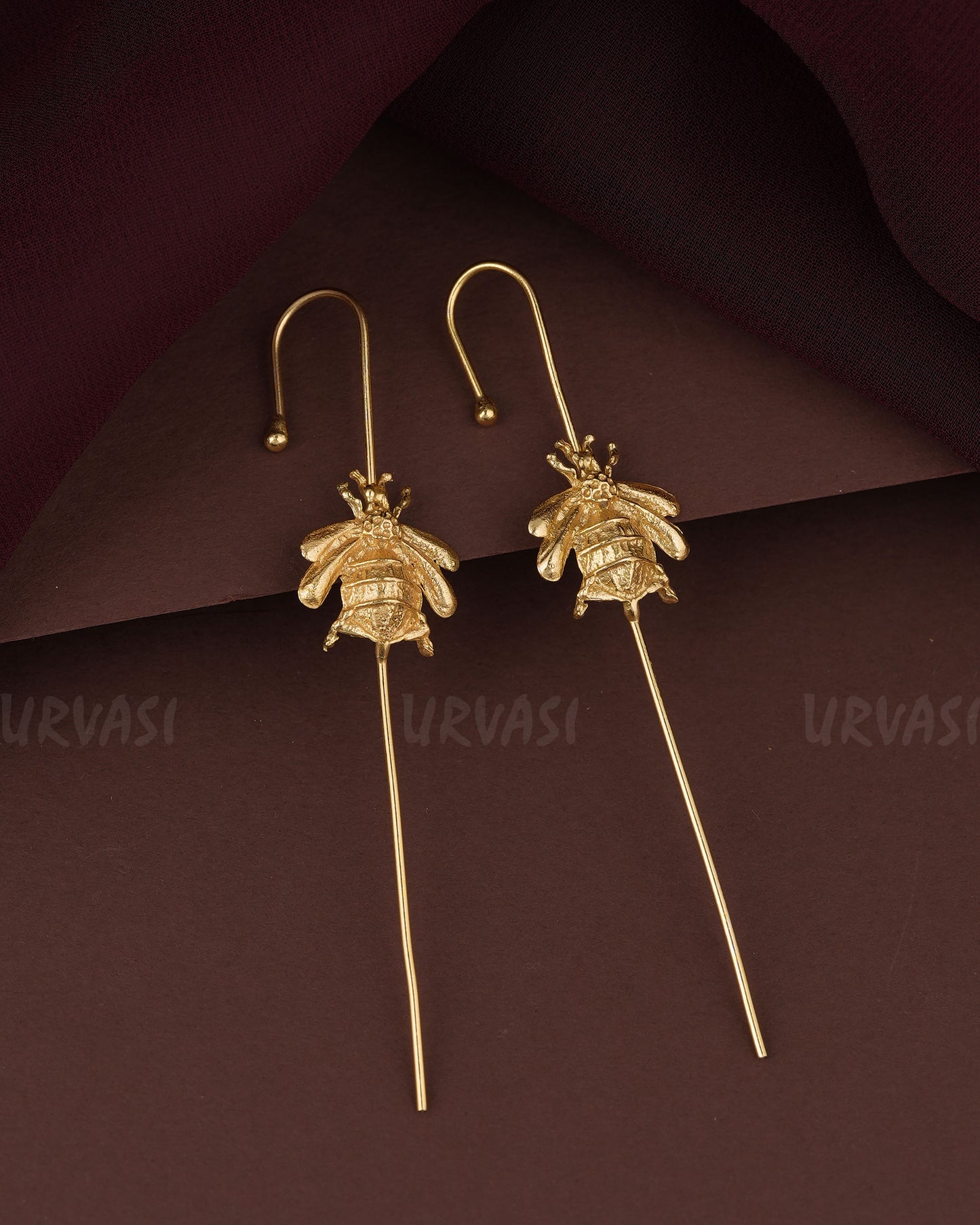 Gold-Toned Honey Bumble Bee Ear-Cuff Earring ER 1199