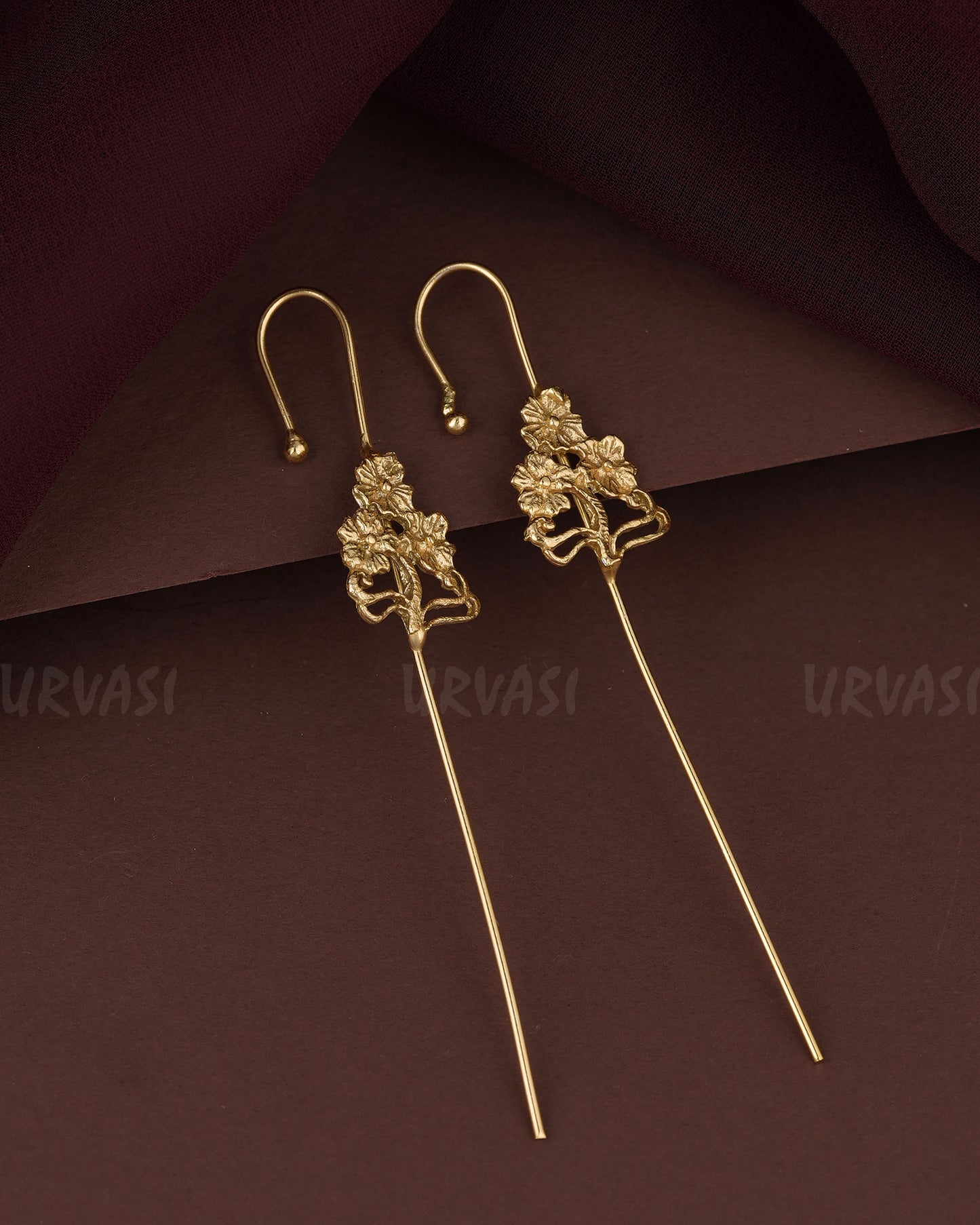 Gold-Toned Floral Ear-Cuff Earring ER 1194
