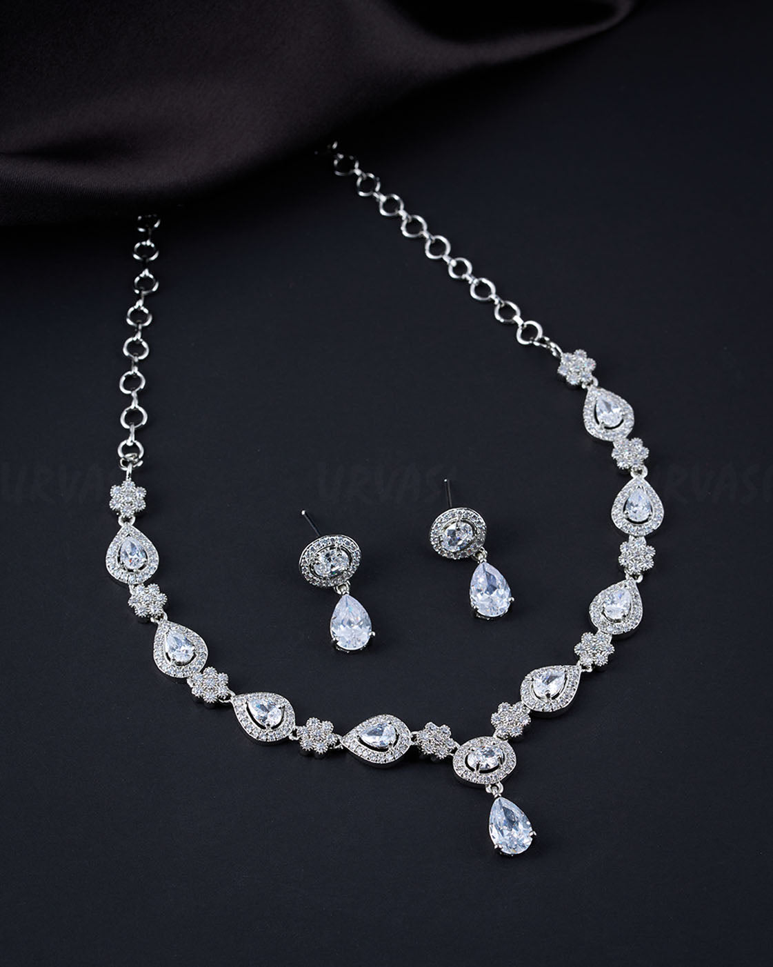 Necklace 643