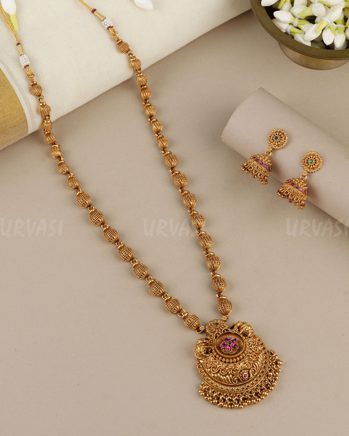 Gold-Toned Floral Elephant Pendent long Necklace 1899