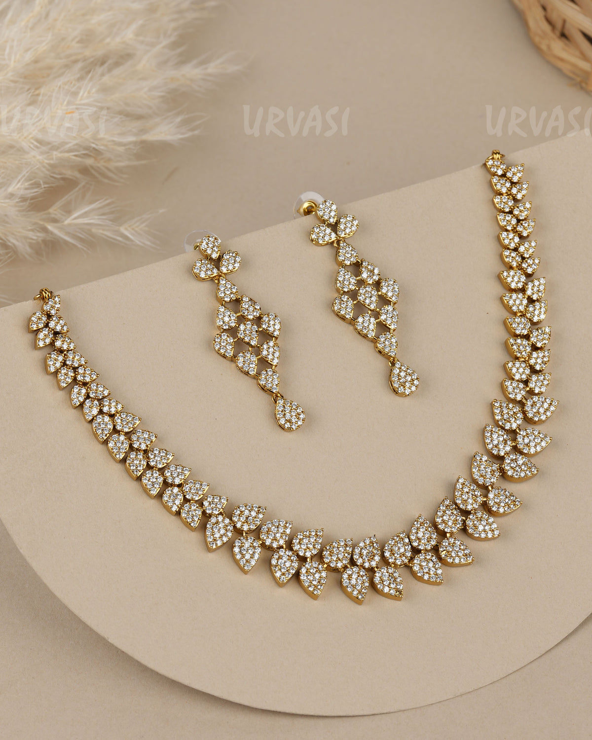 Mehendi Polish Cubic Zirconia-Leaf AD Necklace 1928