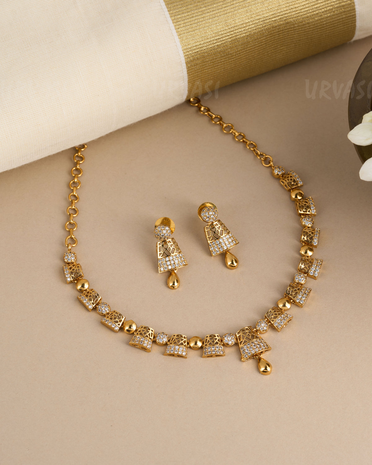 Necklace 792
