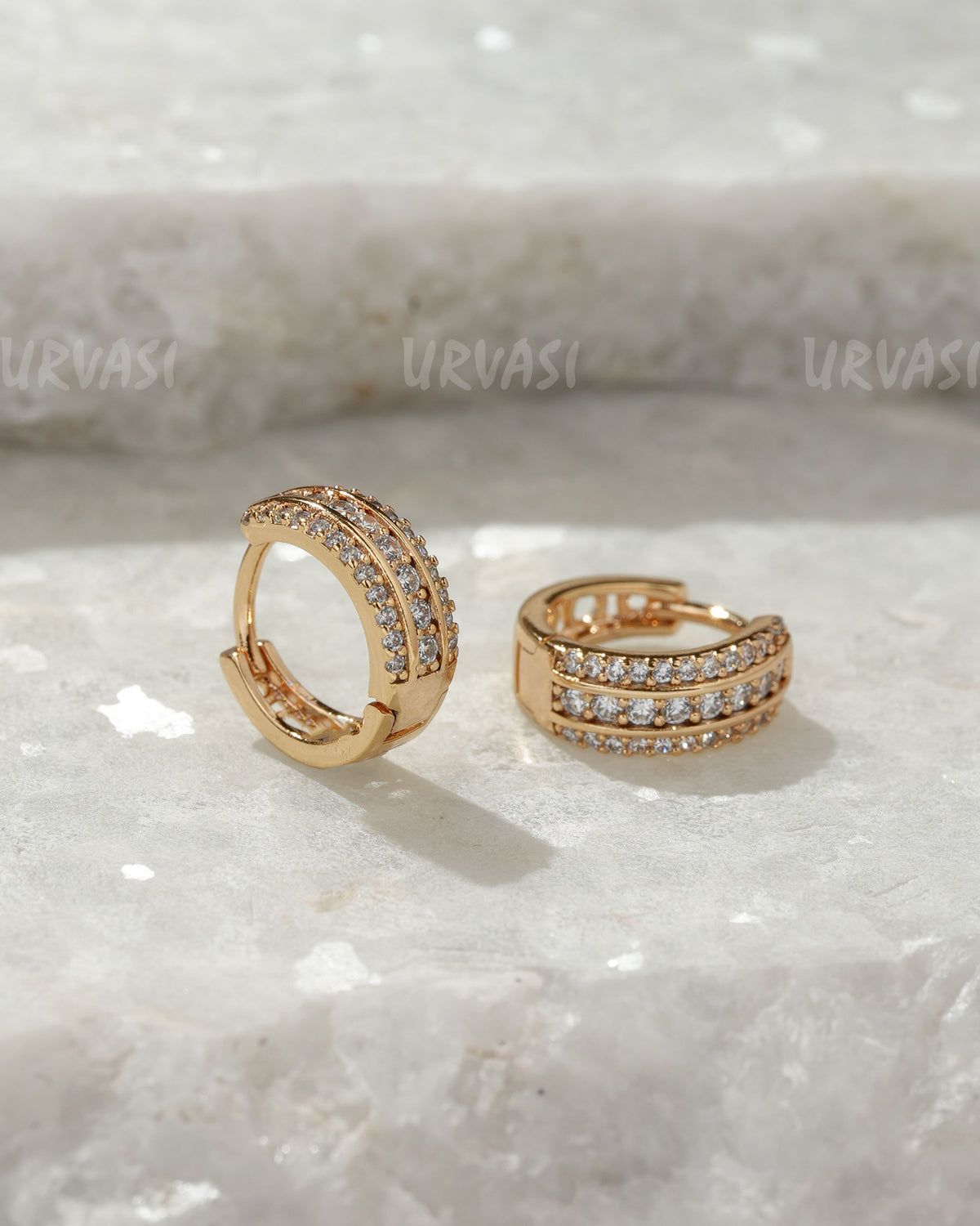 18K-Gold Polish Cubic Zirconia Hoop Earrings (AD) ER 1367