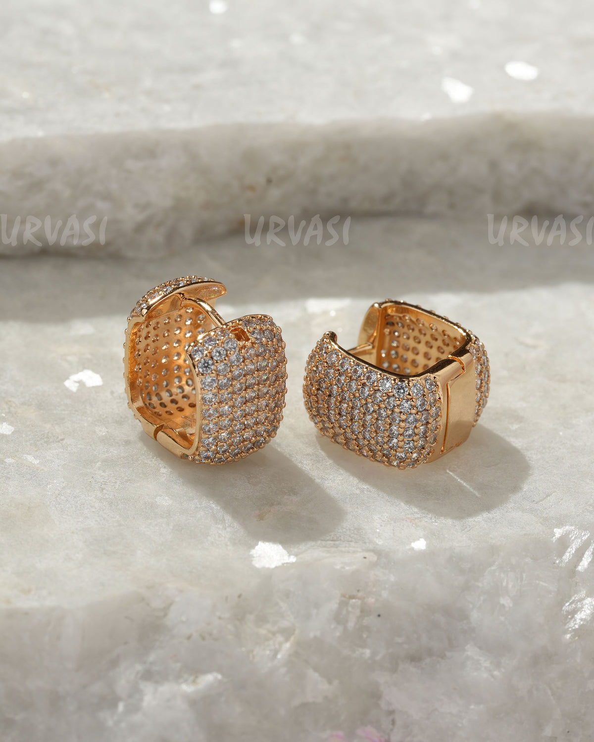 18K-Gold Plated Wide Chunky Hoop Earring ER 1352