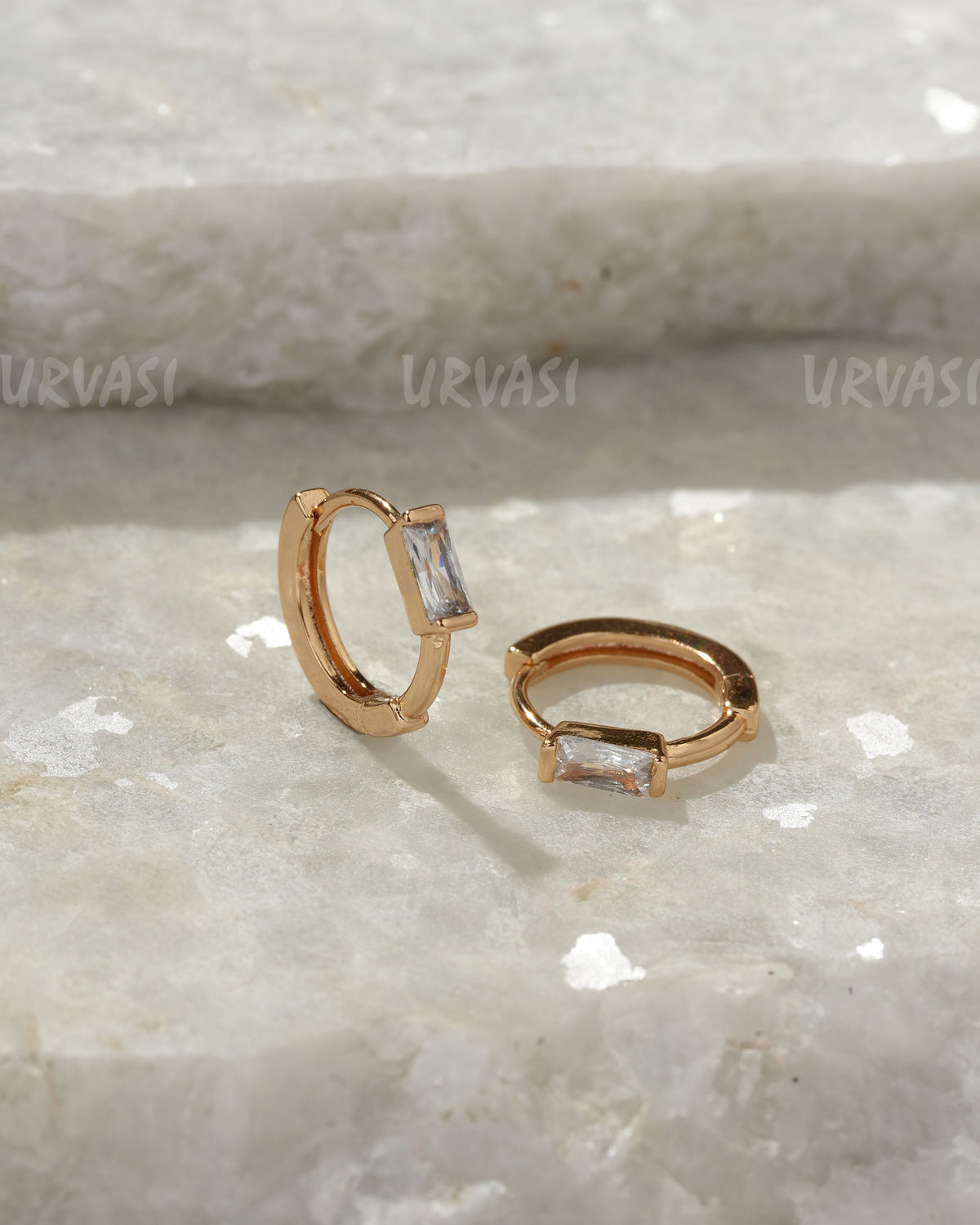 18K-Gold Plated Baguette Zircon Hoop Earrings (AD) ER 1373