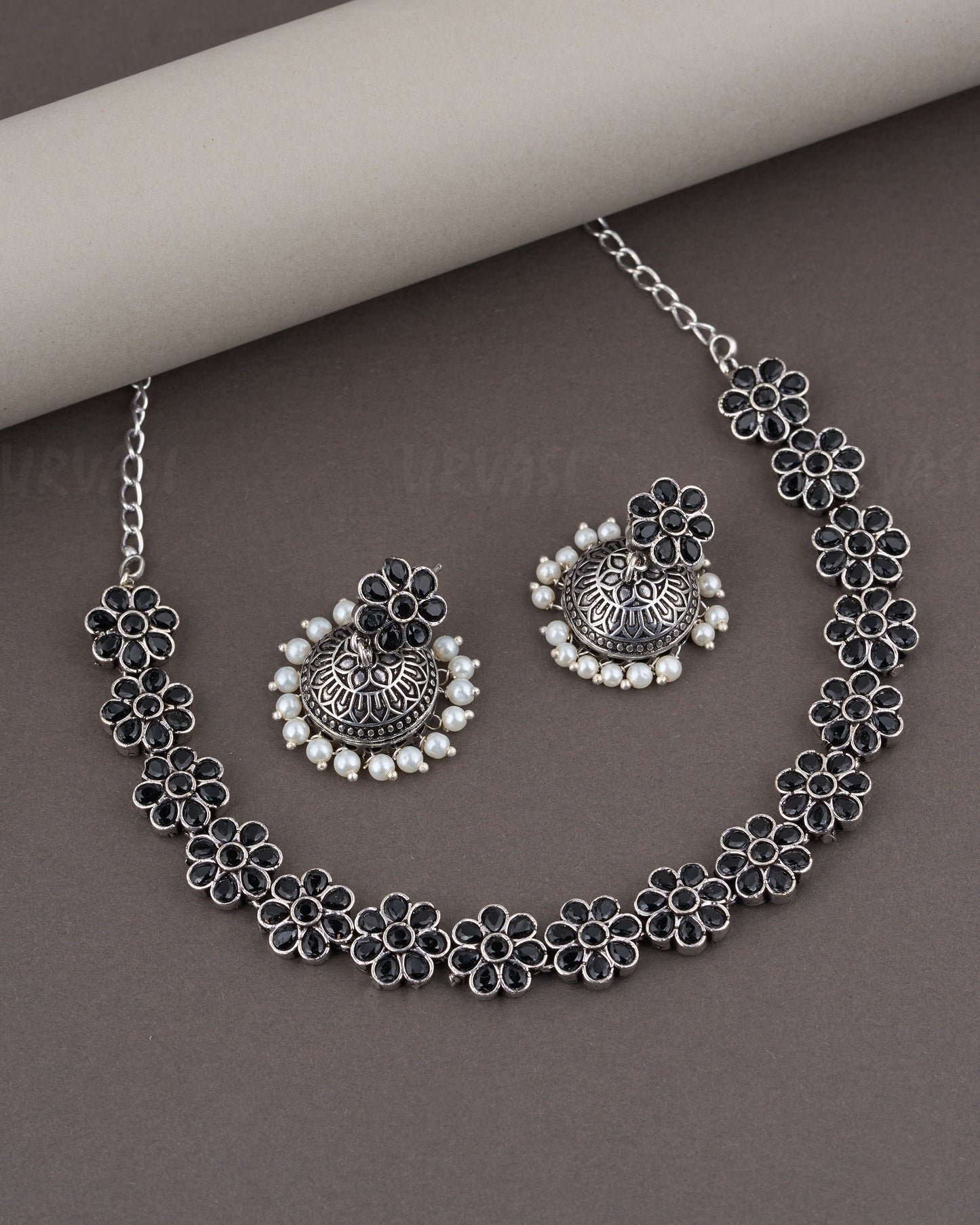 Black Metal Necklace 991