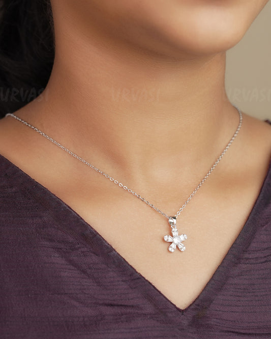 Rhodium Polish Flower Designed AD Simple Chain SC 87