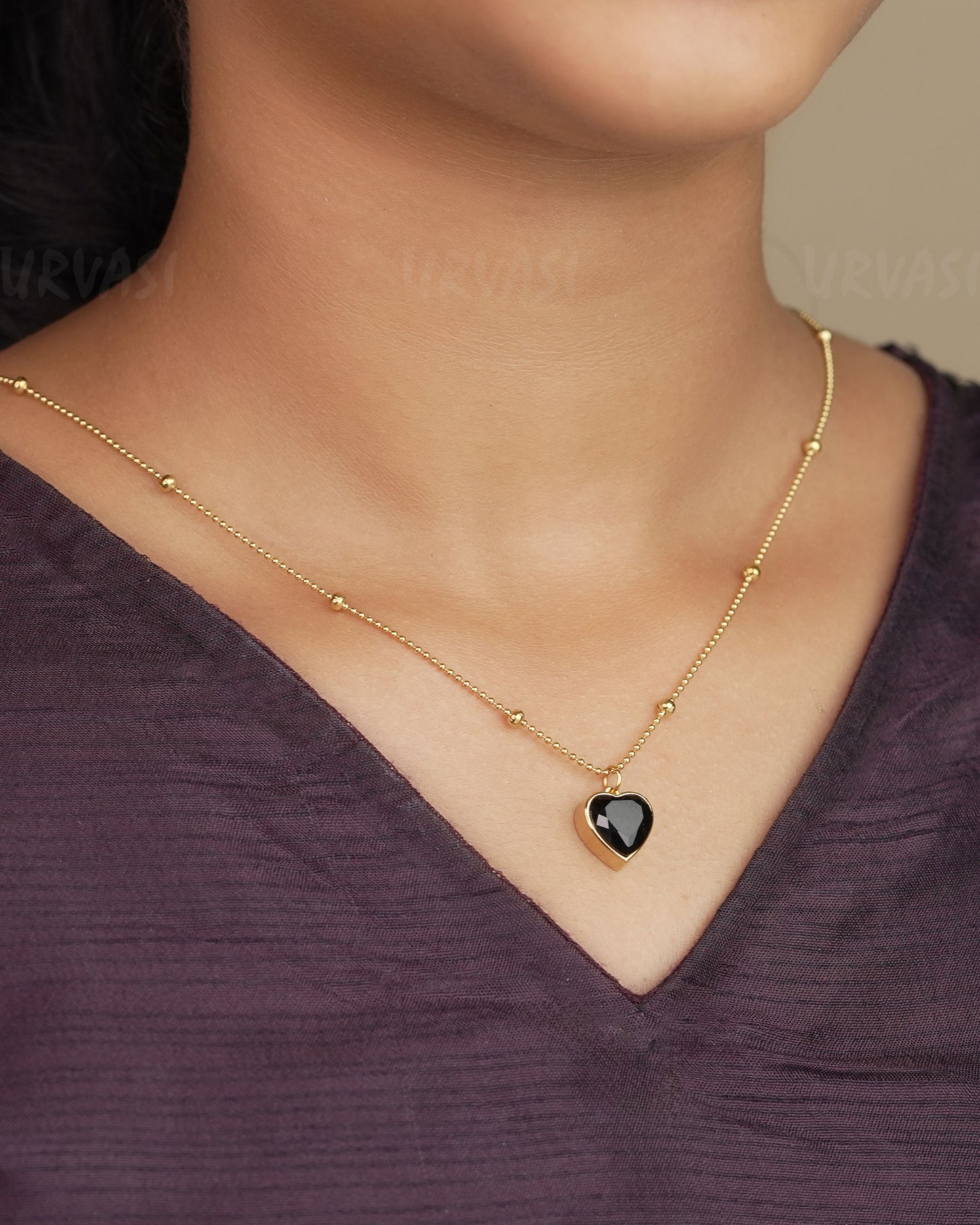 Gold-Polish Heart Shaped Simple Chain SC 67