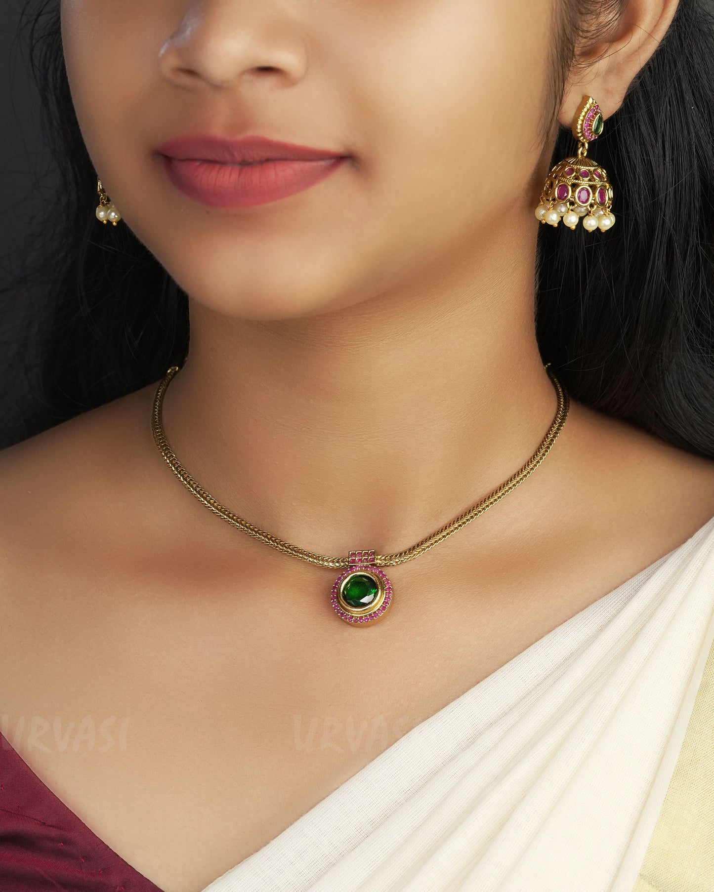 Mehendi Polish Simple Pendant Necklace 1029