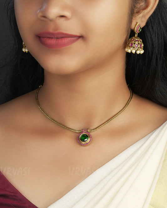 Mehendi Polish Simple Pendant Necklace 1029