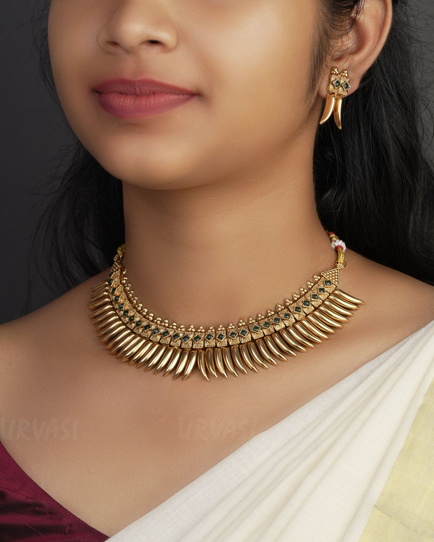 Gold-Toned Mullamottu Designed Necklace 1049